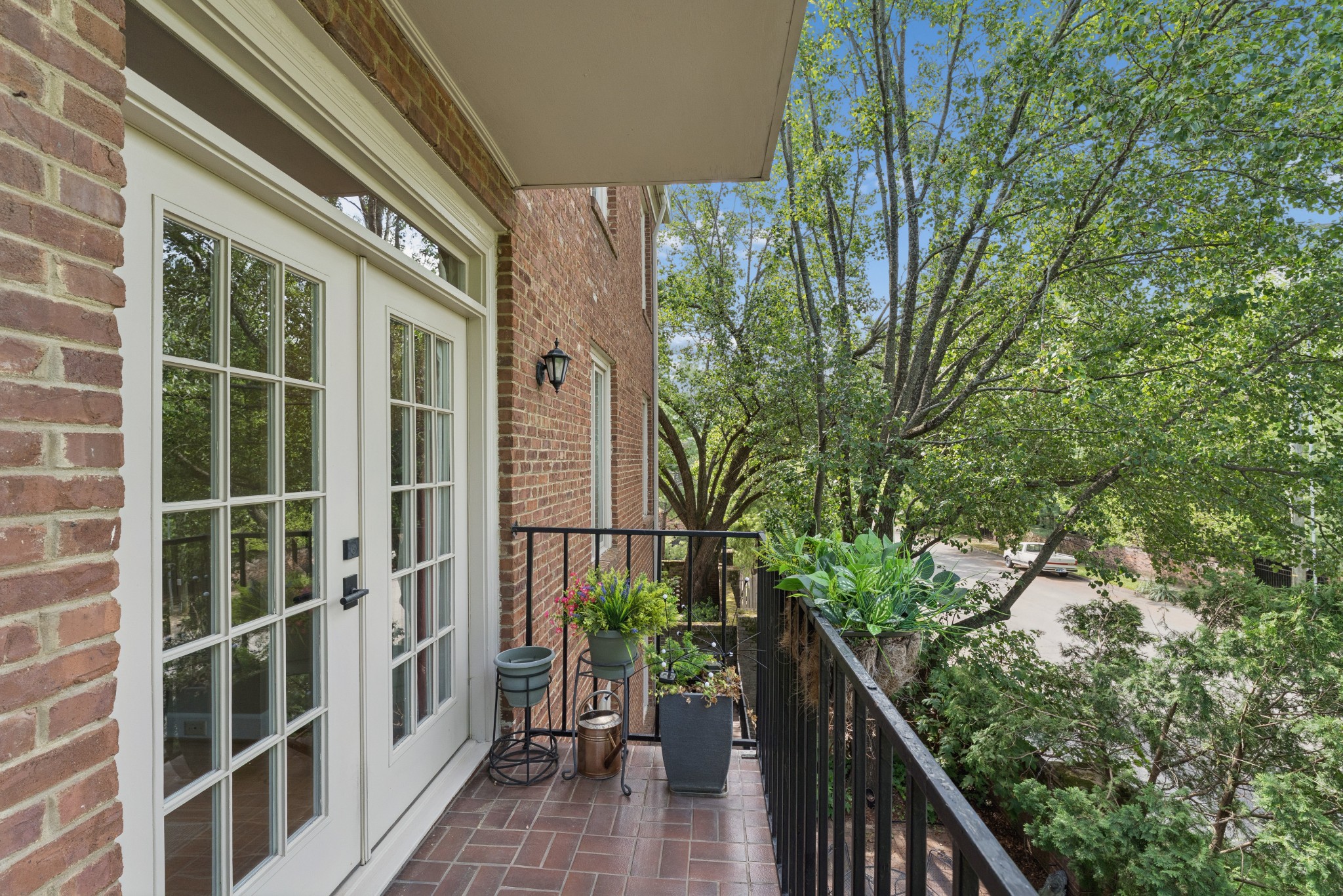 3737 West End Ave Unit: 205