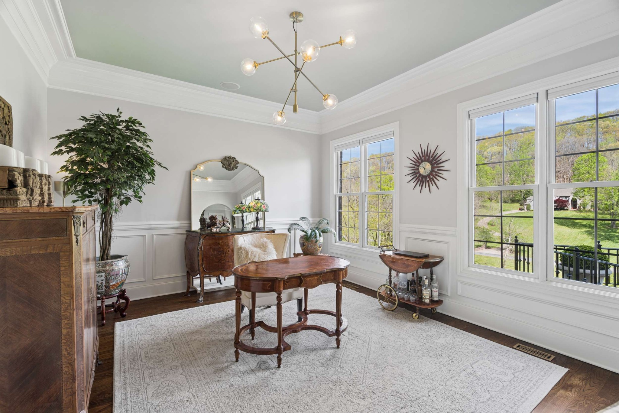 1060 Natchez Valley Ln