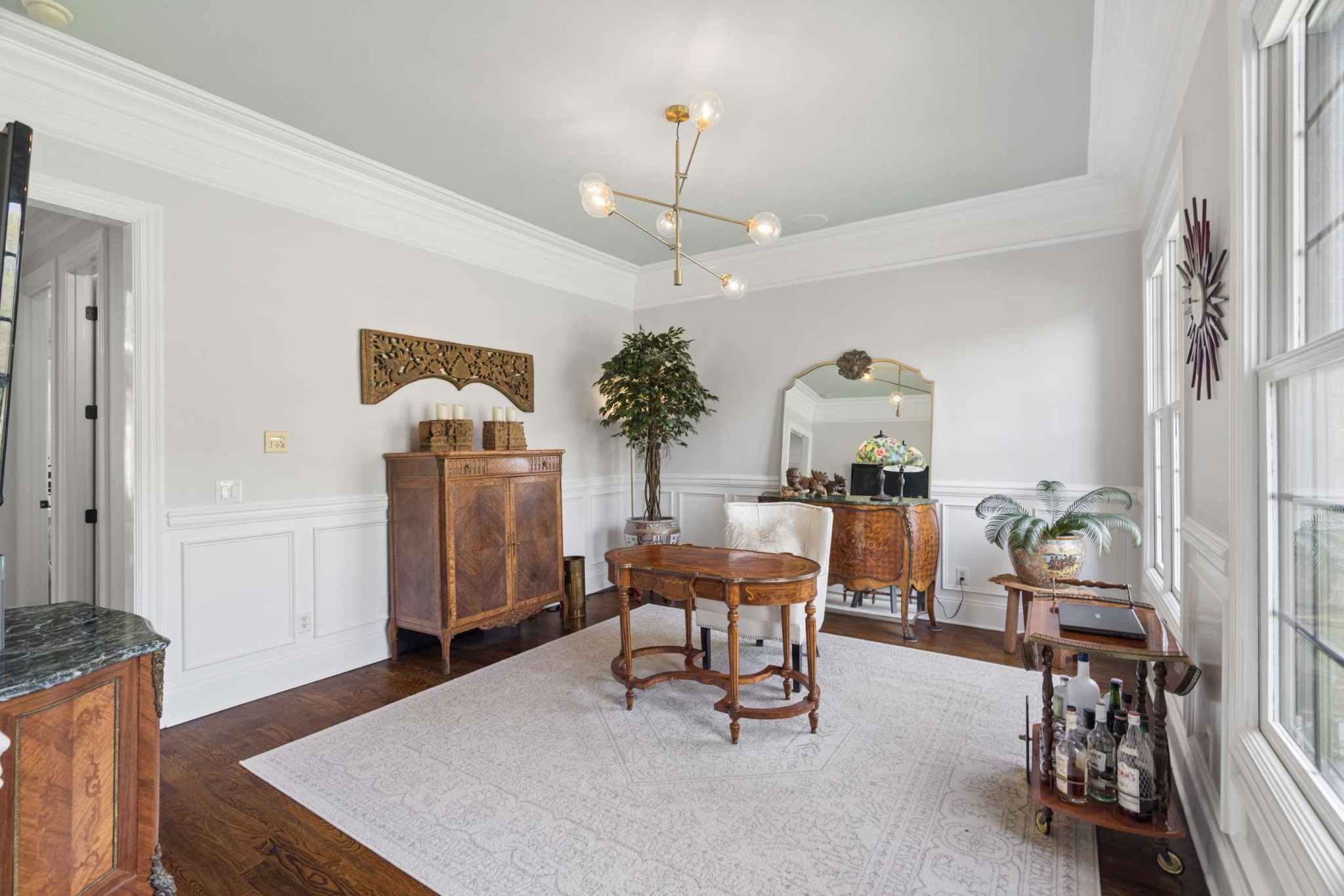 1060 Natchez Valley Ln