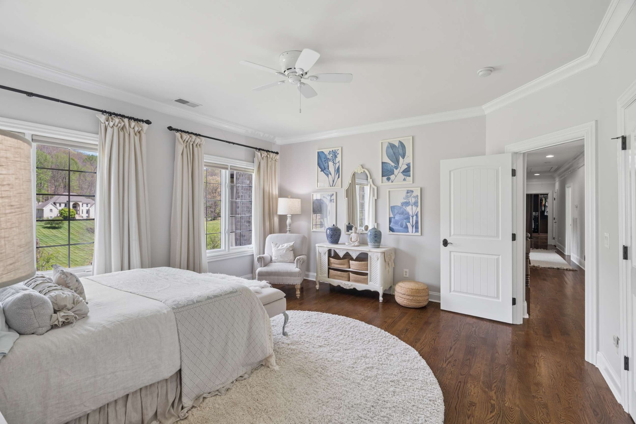 1060 Natchez Valley Ln