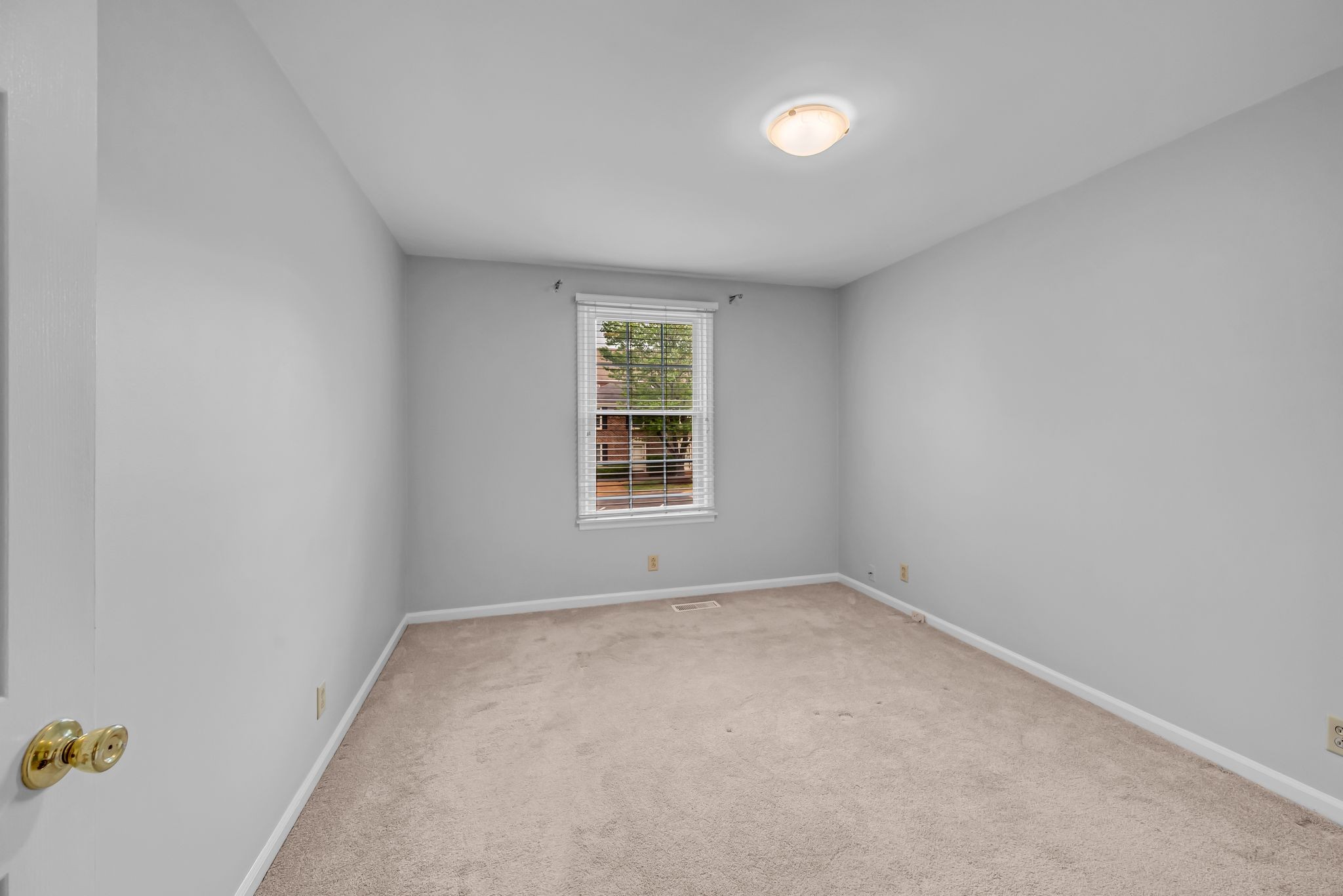 1129 W Main St Unit: 23