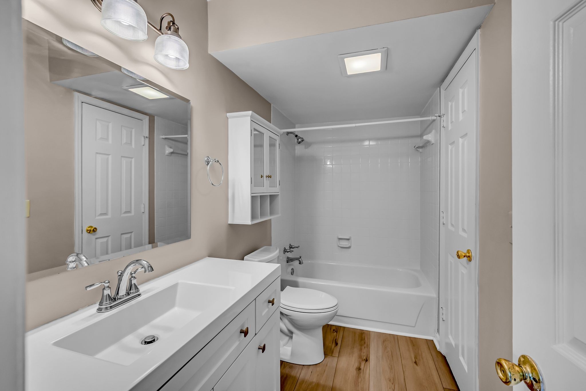 1129 W Main St Unit: 23