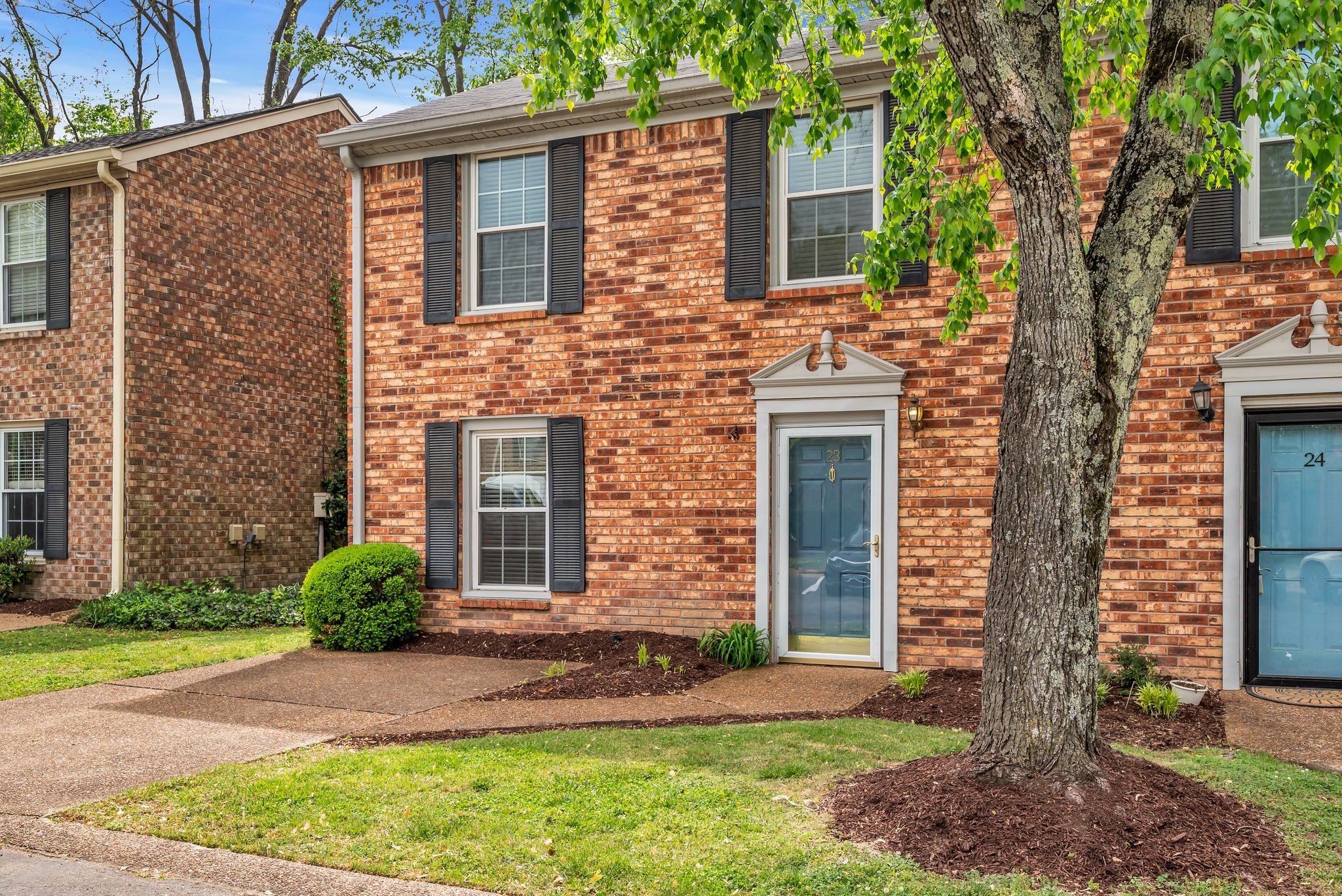 1129 W Main St Unit: 23