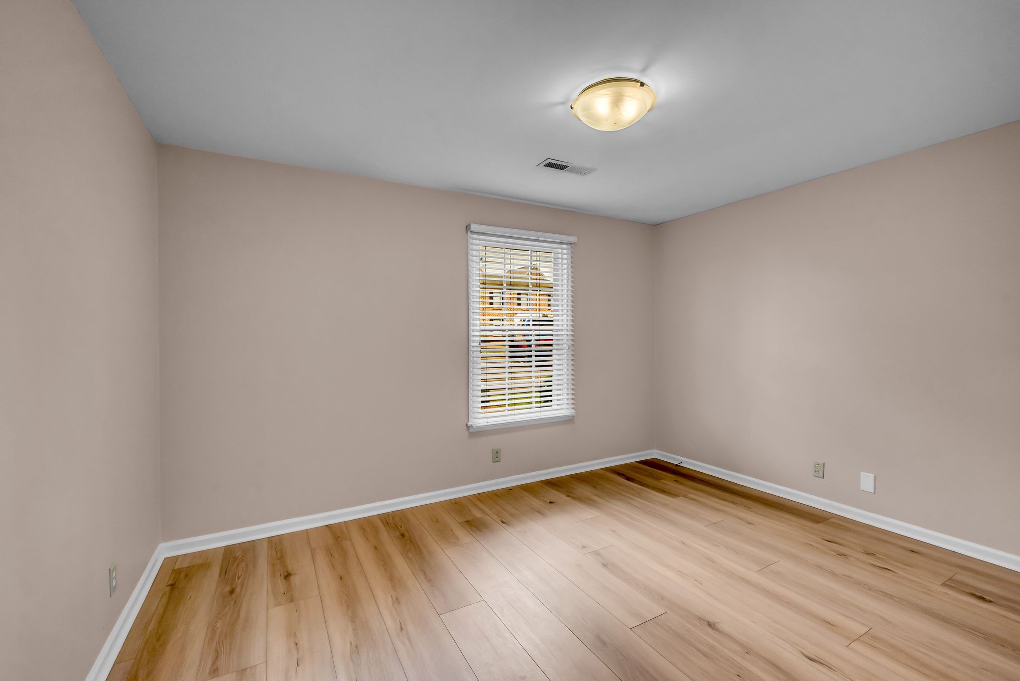 1129 W Main St Unit: 23