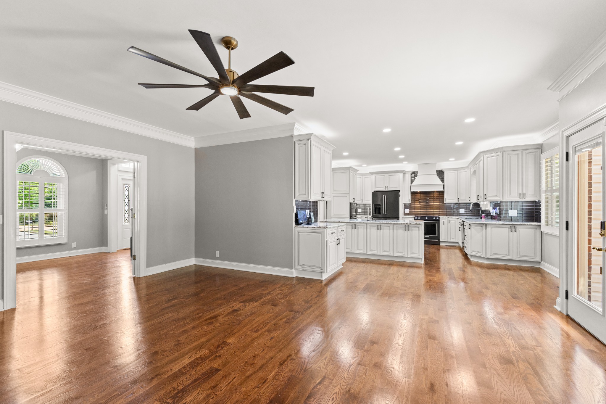 318 Logans Cir