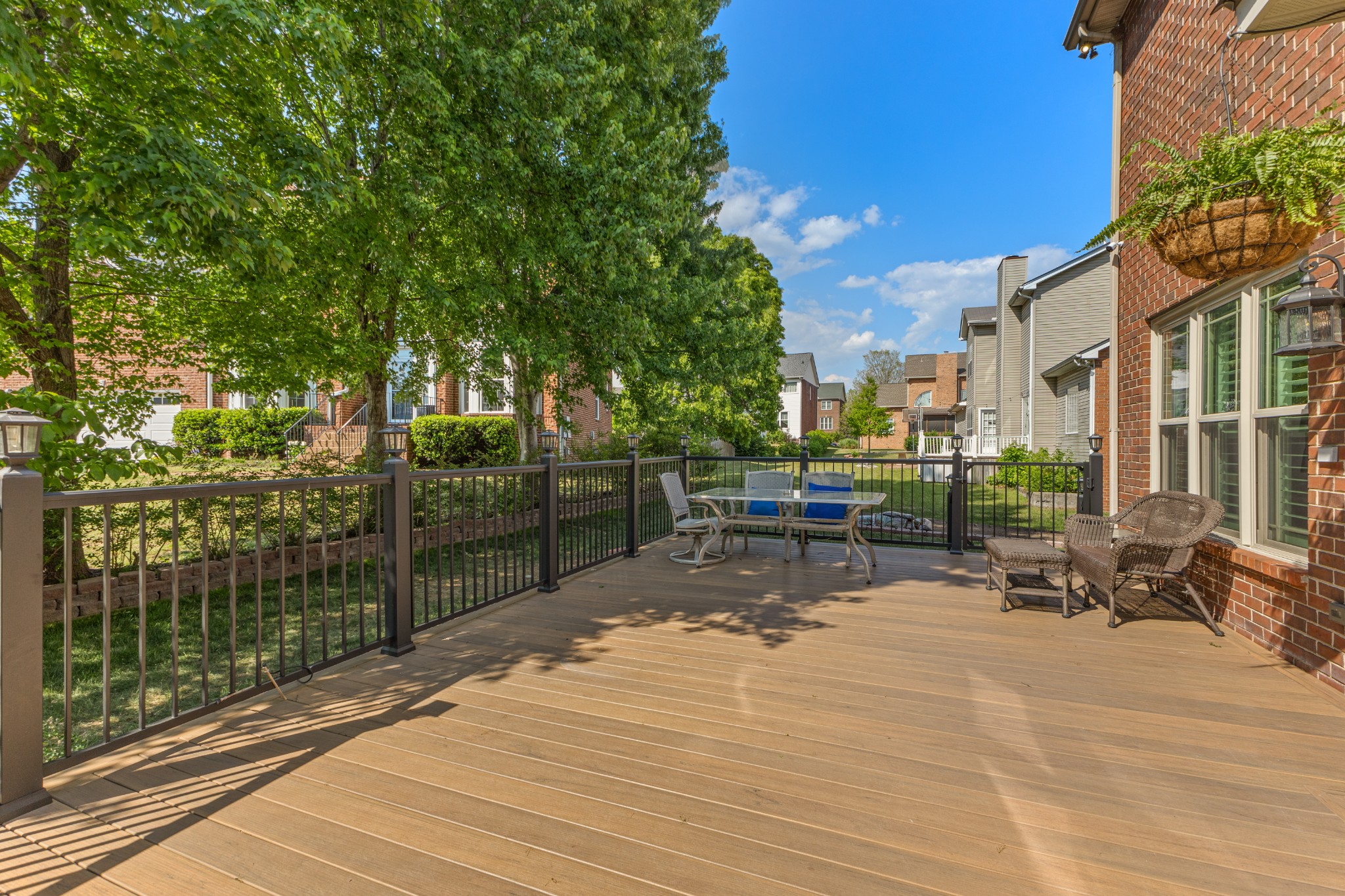 318 Logans Cir