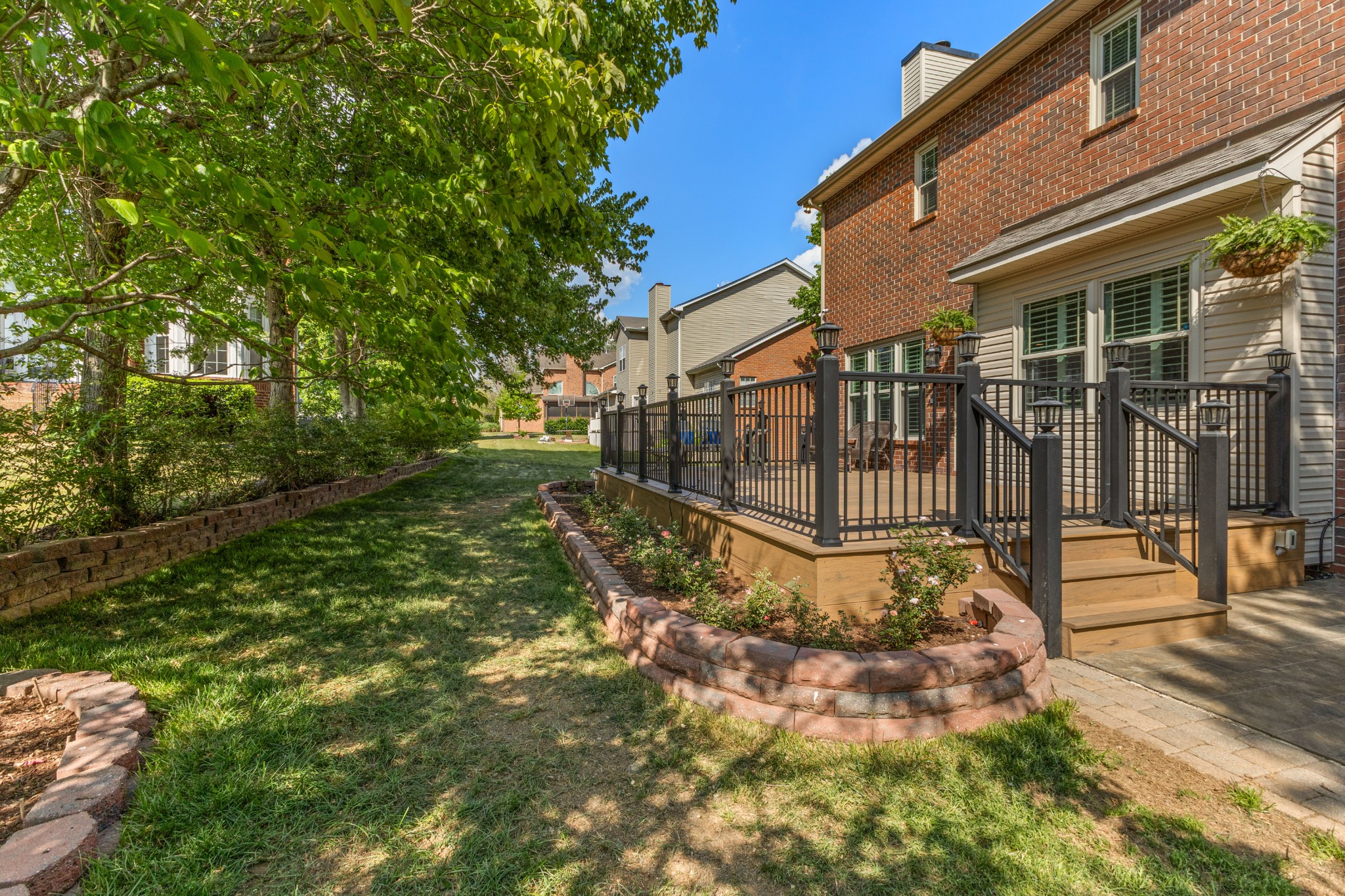 318 Logans Cir