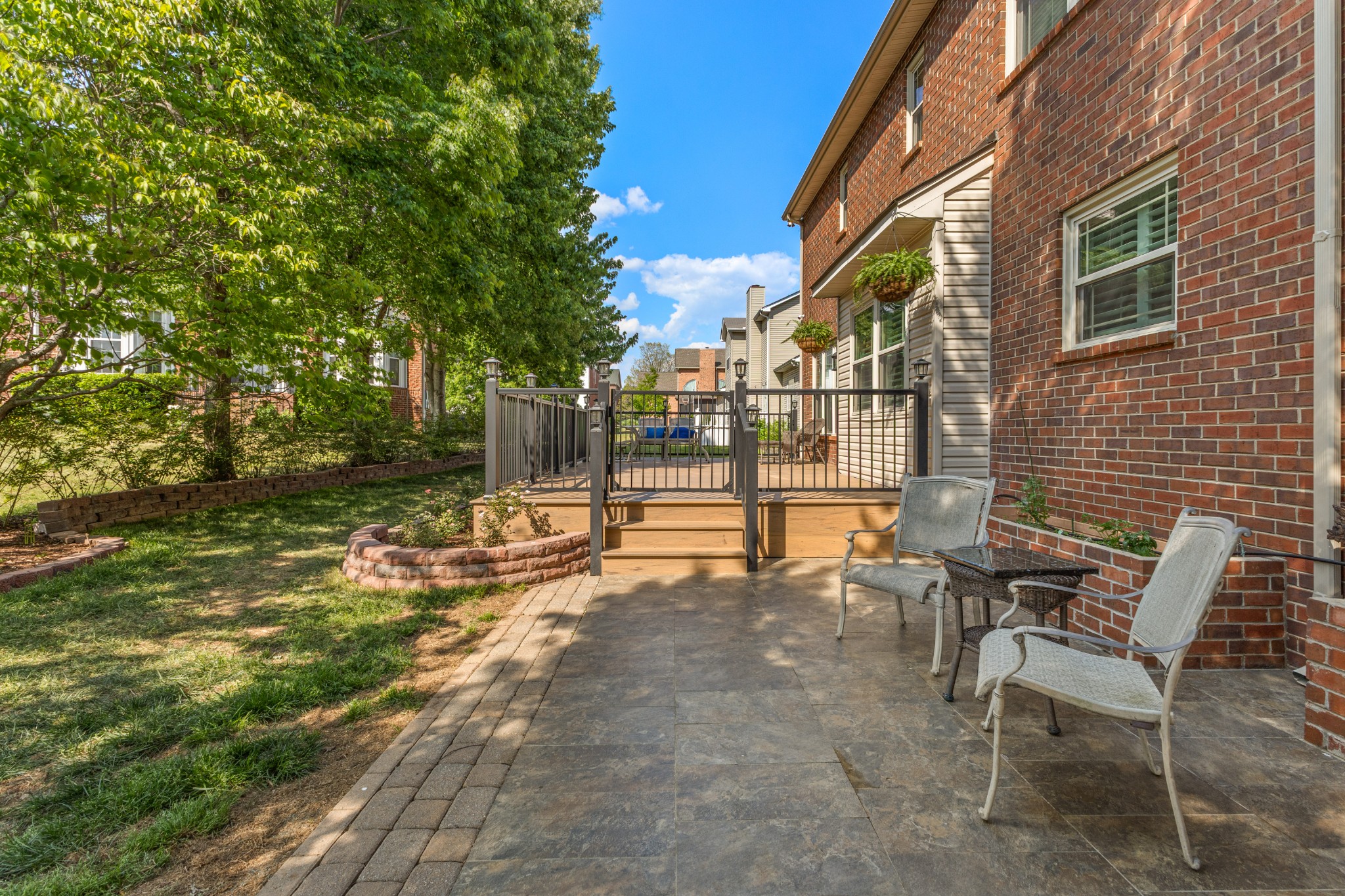 318 Logans Cir