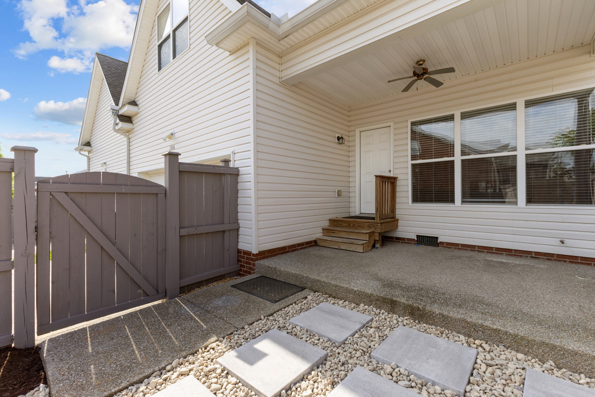 1316 Decatur Cir
