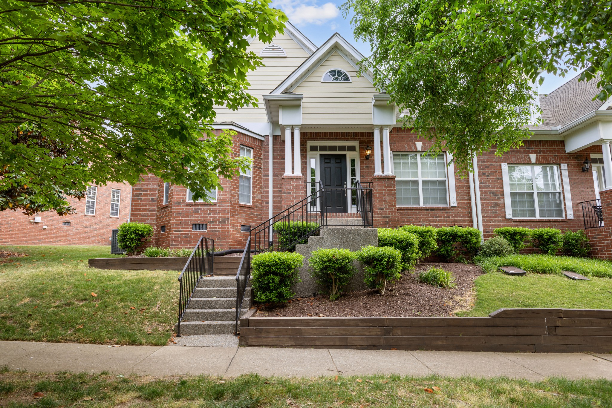 1316 Decatur Cir