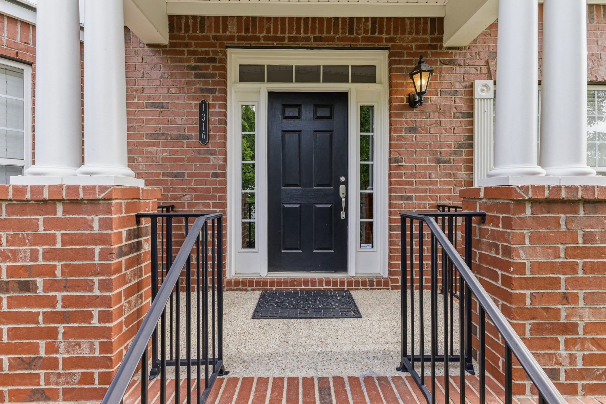 1316 Decatur Cir