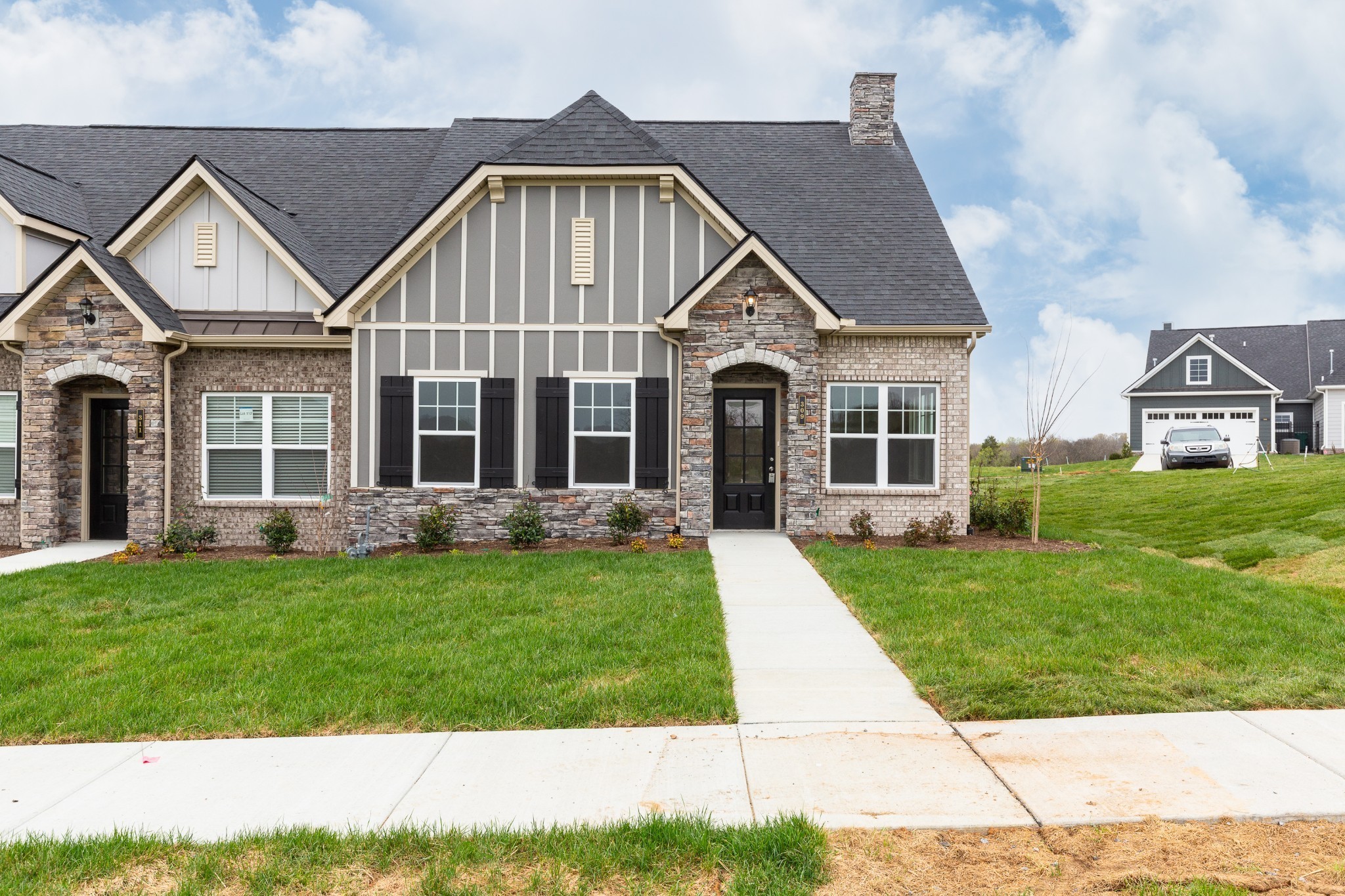 309 Eli Crossing