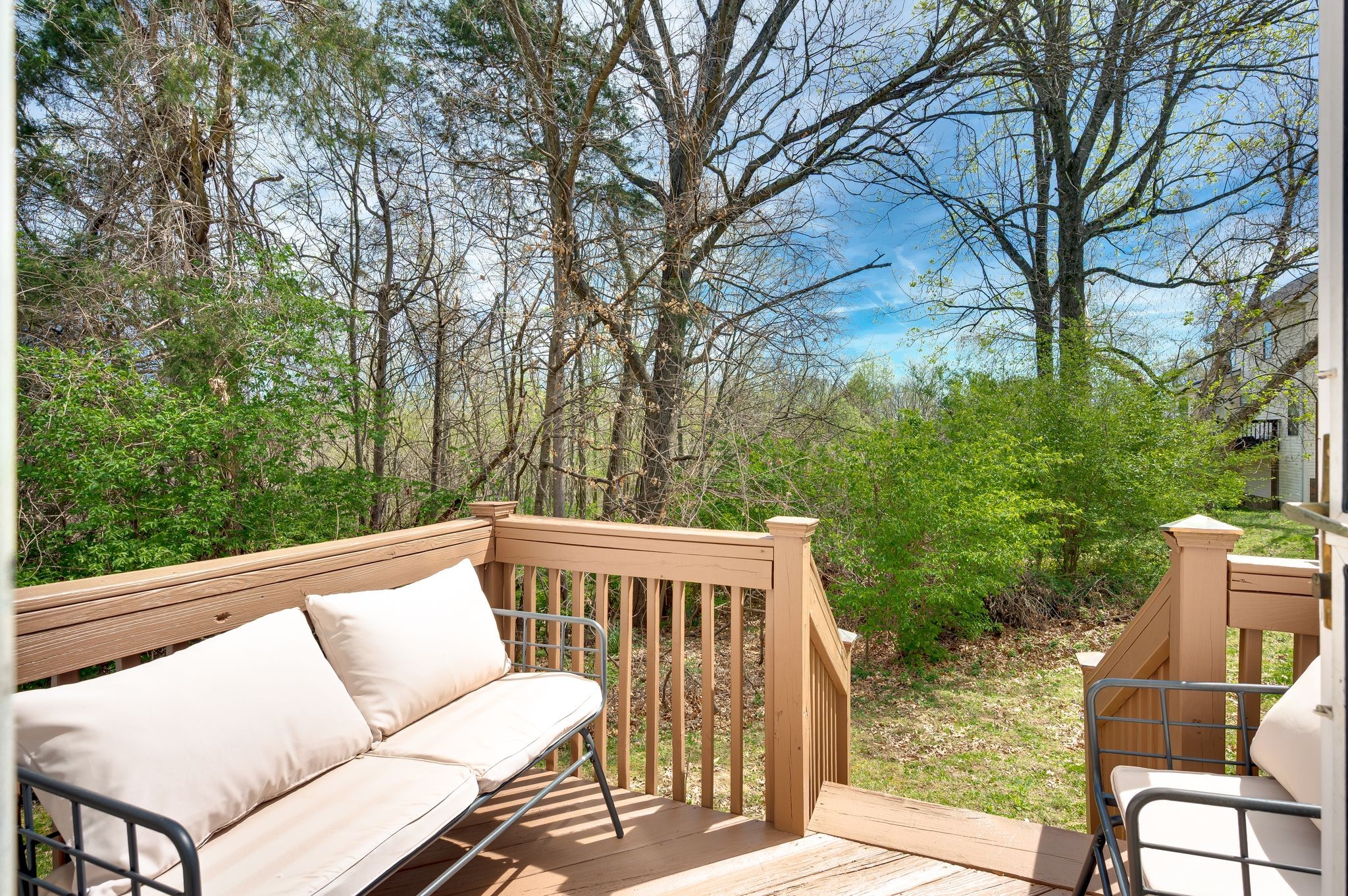 104 Woodfield Ct