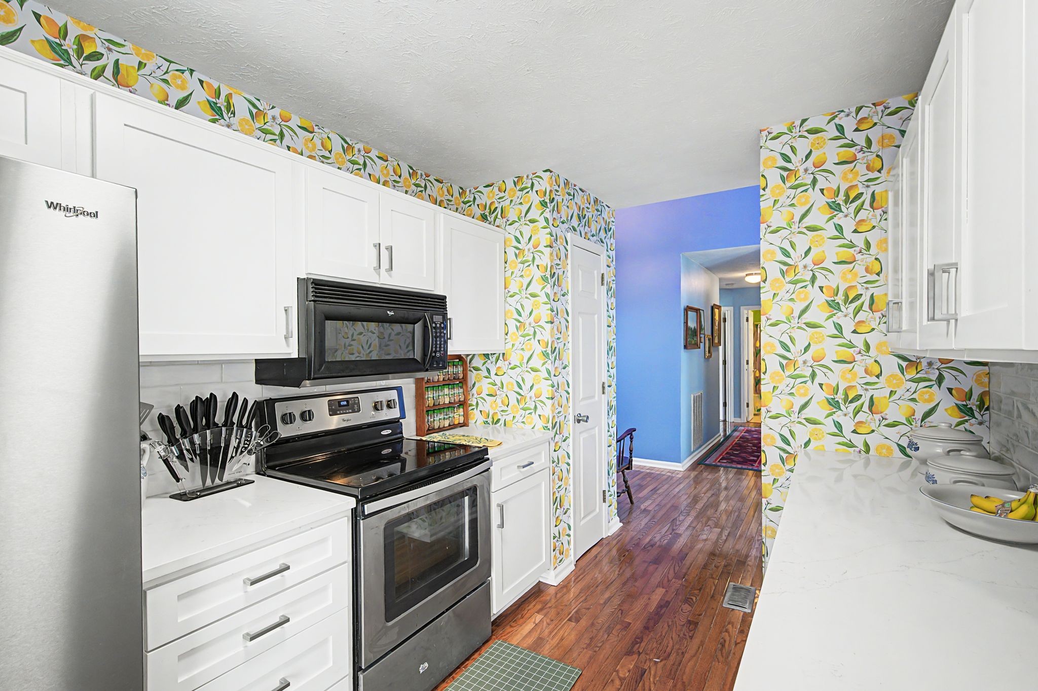 104 Woodfield Ct