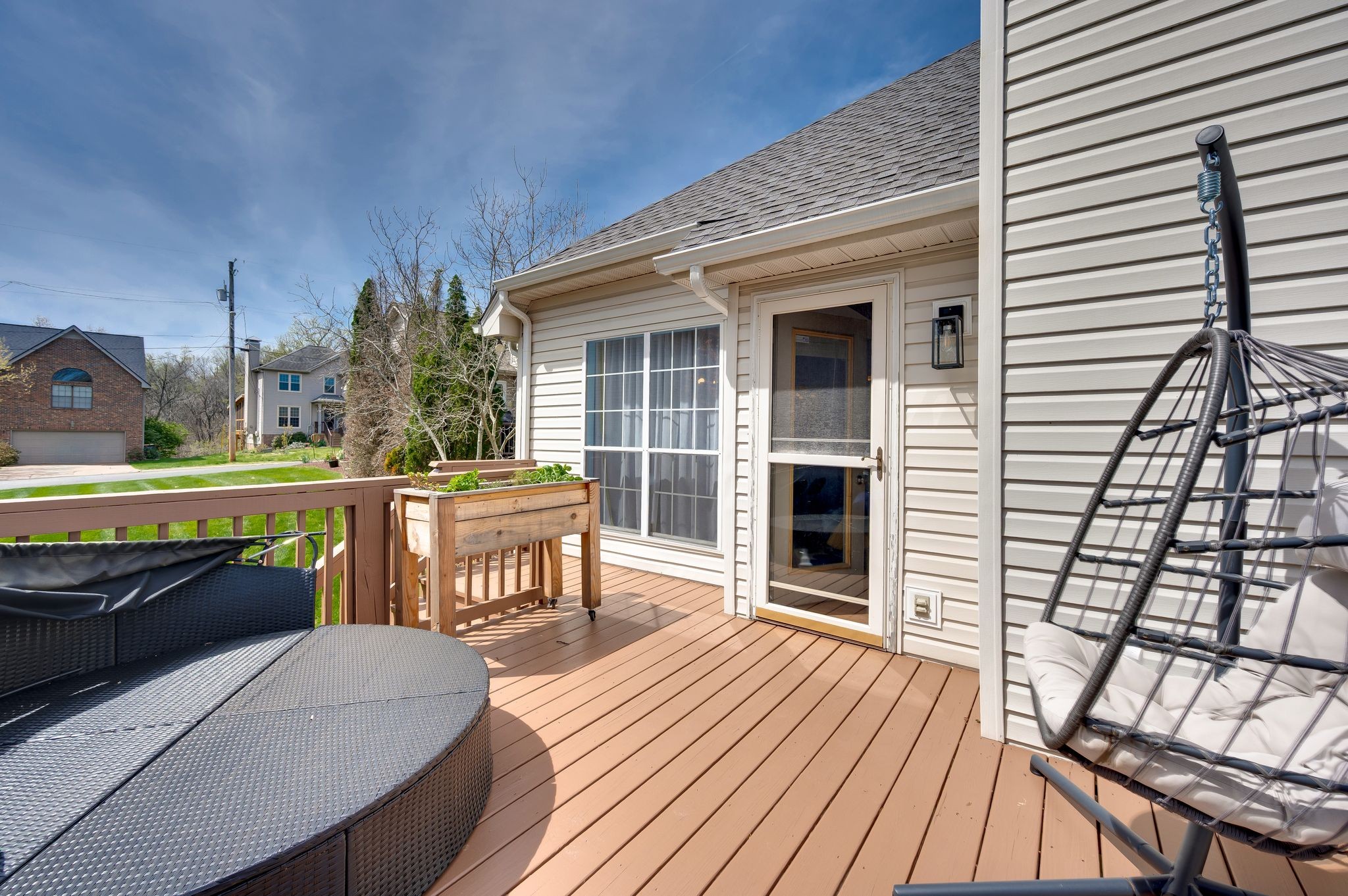 104 Woodfield Ct