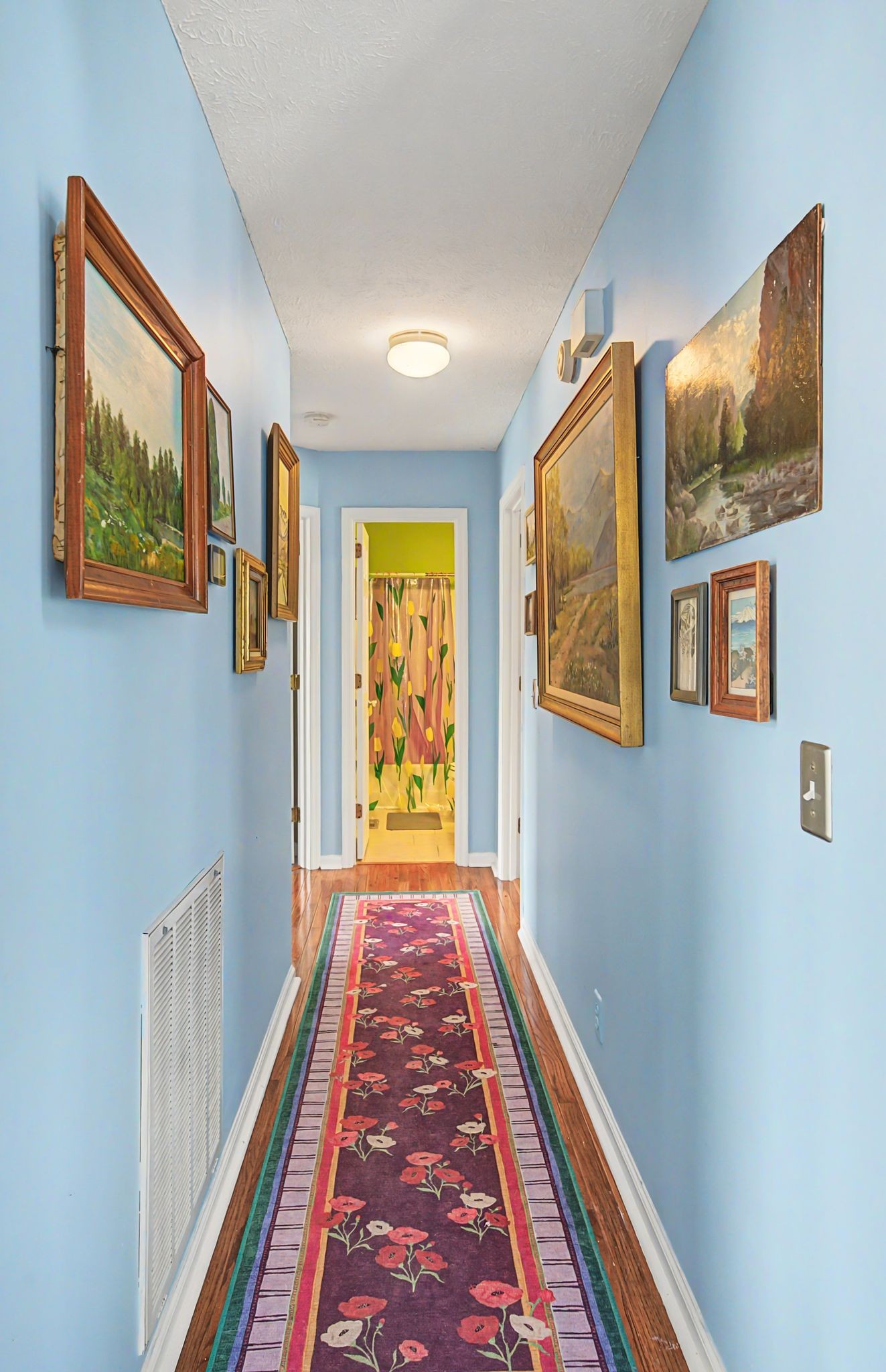 104 Woodfield Ct