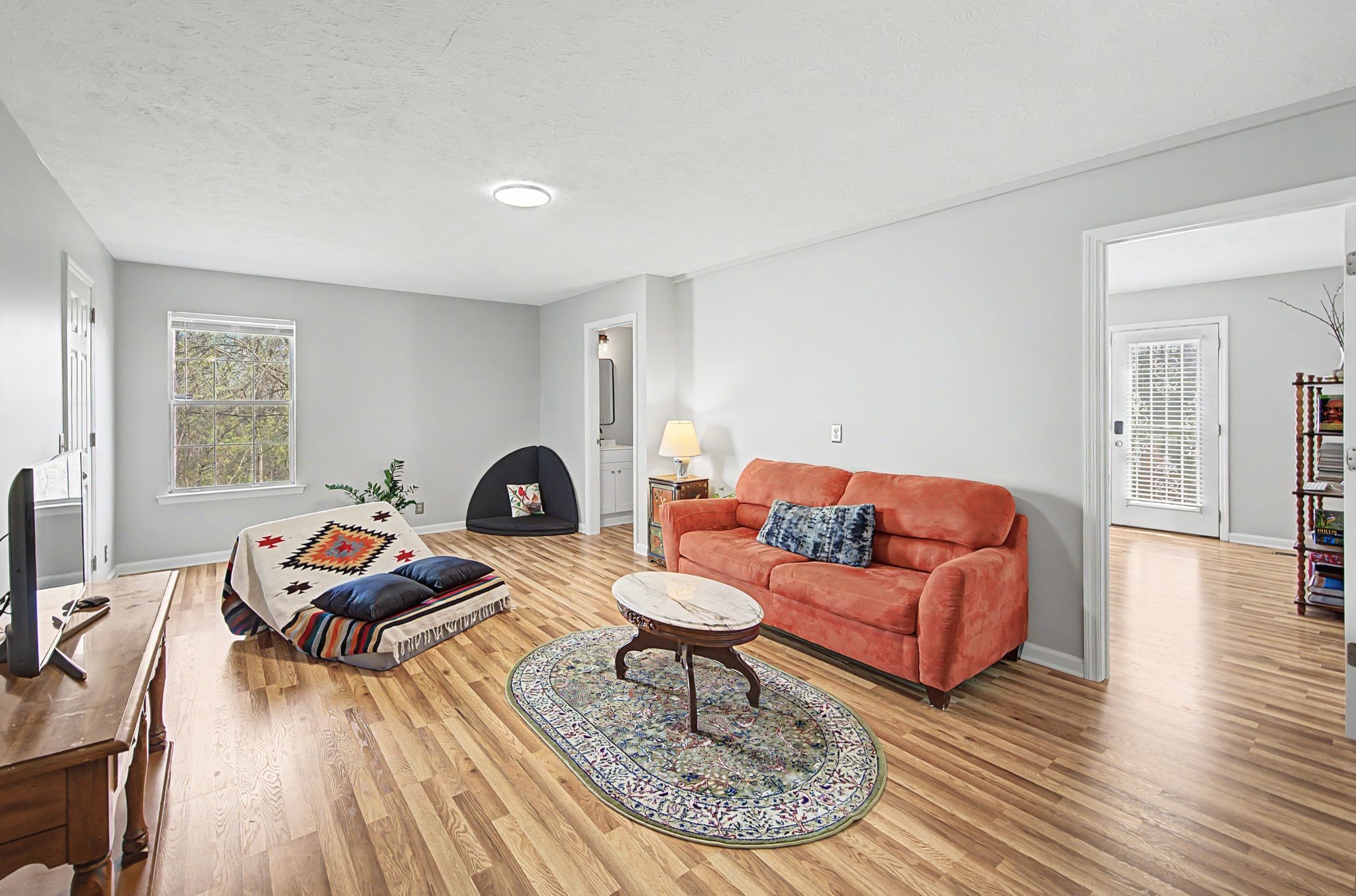 104 Woodfield Ct