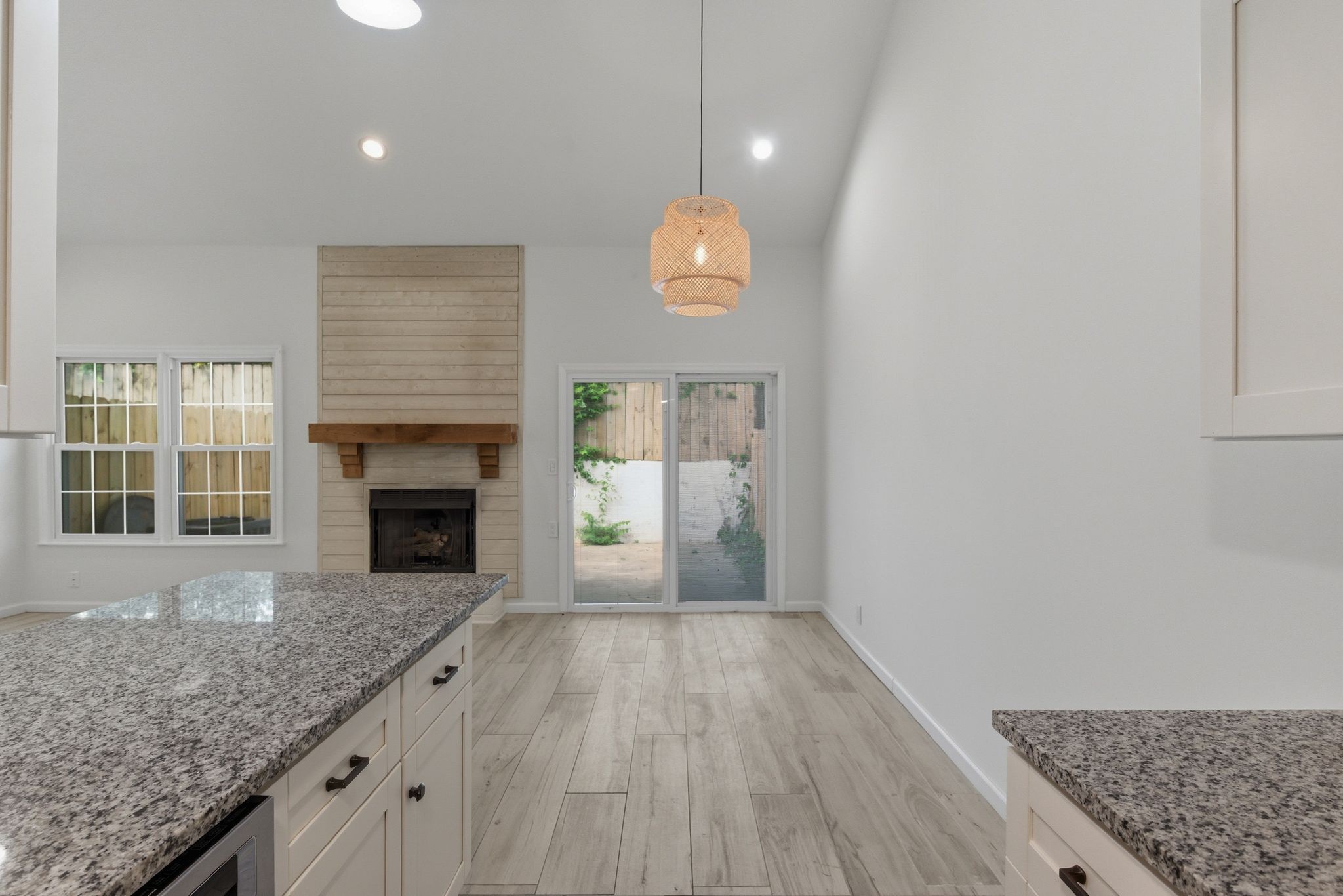 1129 W Main St Unit: 24