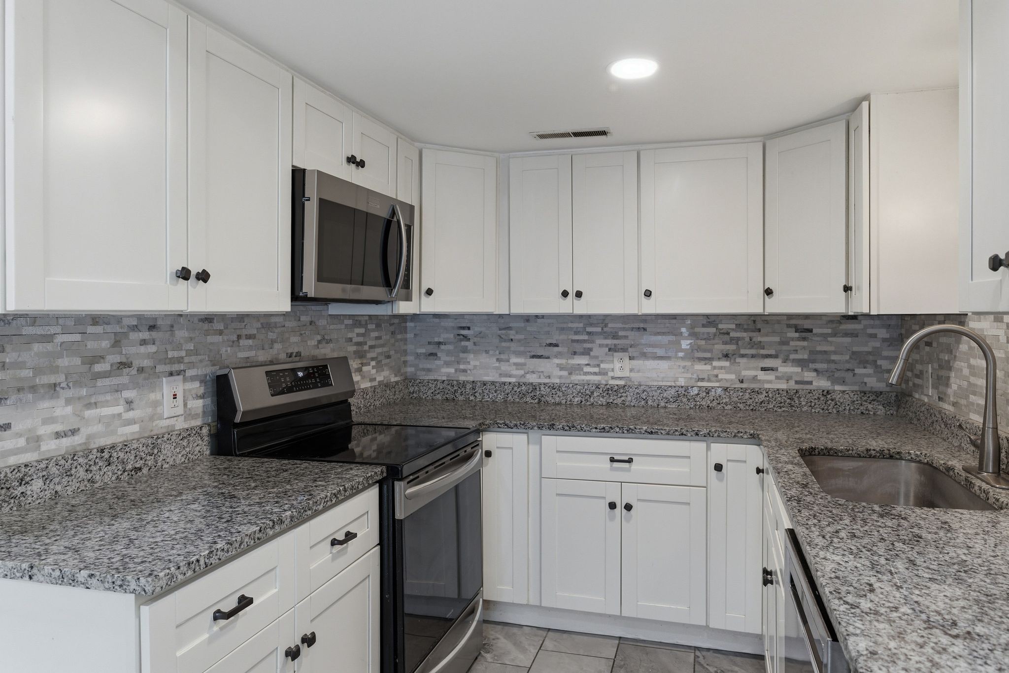 1129 W Main St Unit: 24