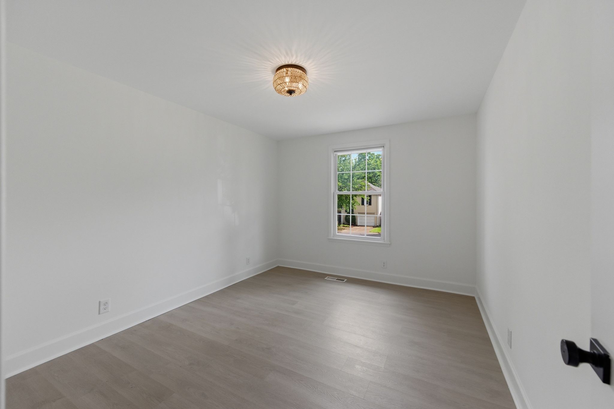 1129 W Main St Unit: 24