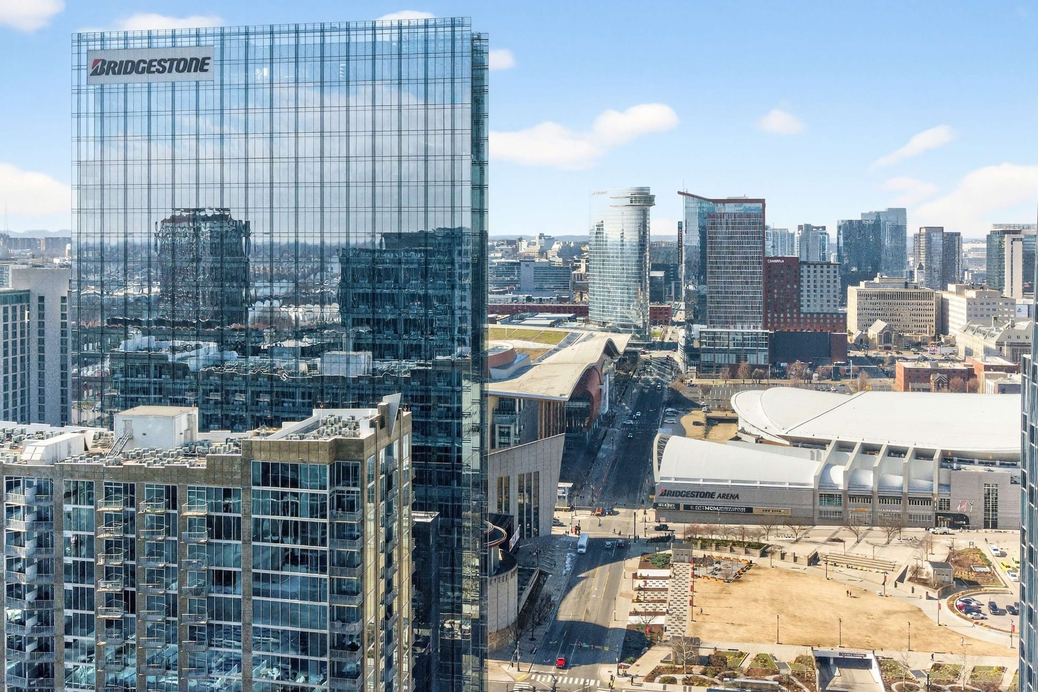 160 2nd Ave, S Unit: 2501