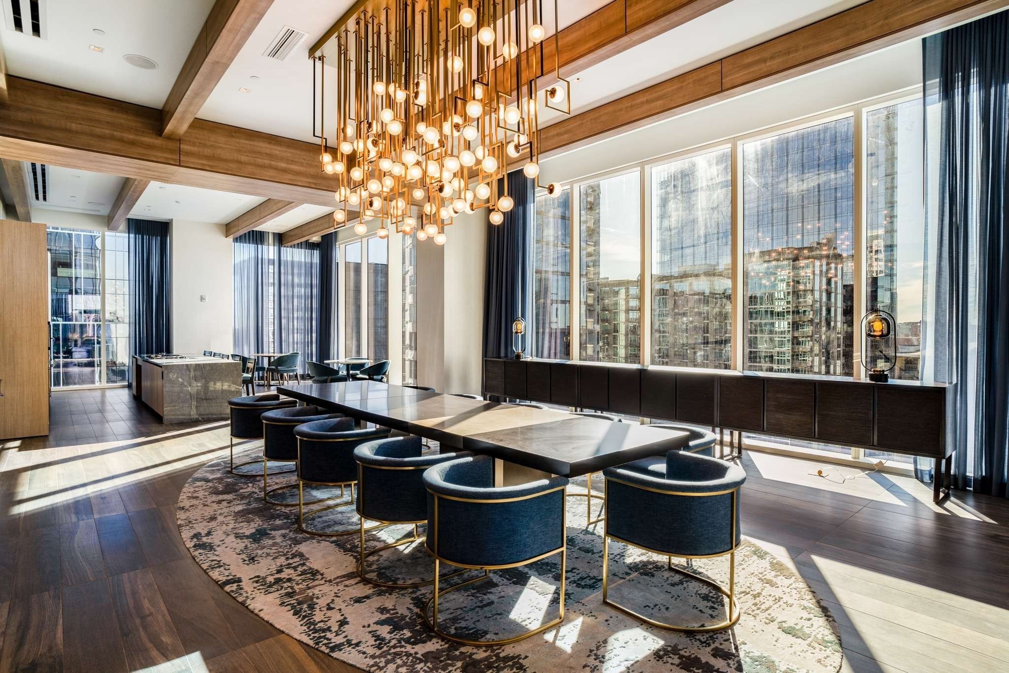 160 2nd Ave, S Unit: 2501
