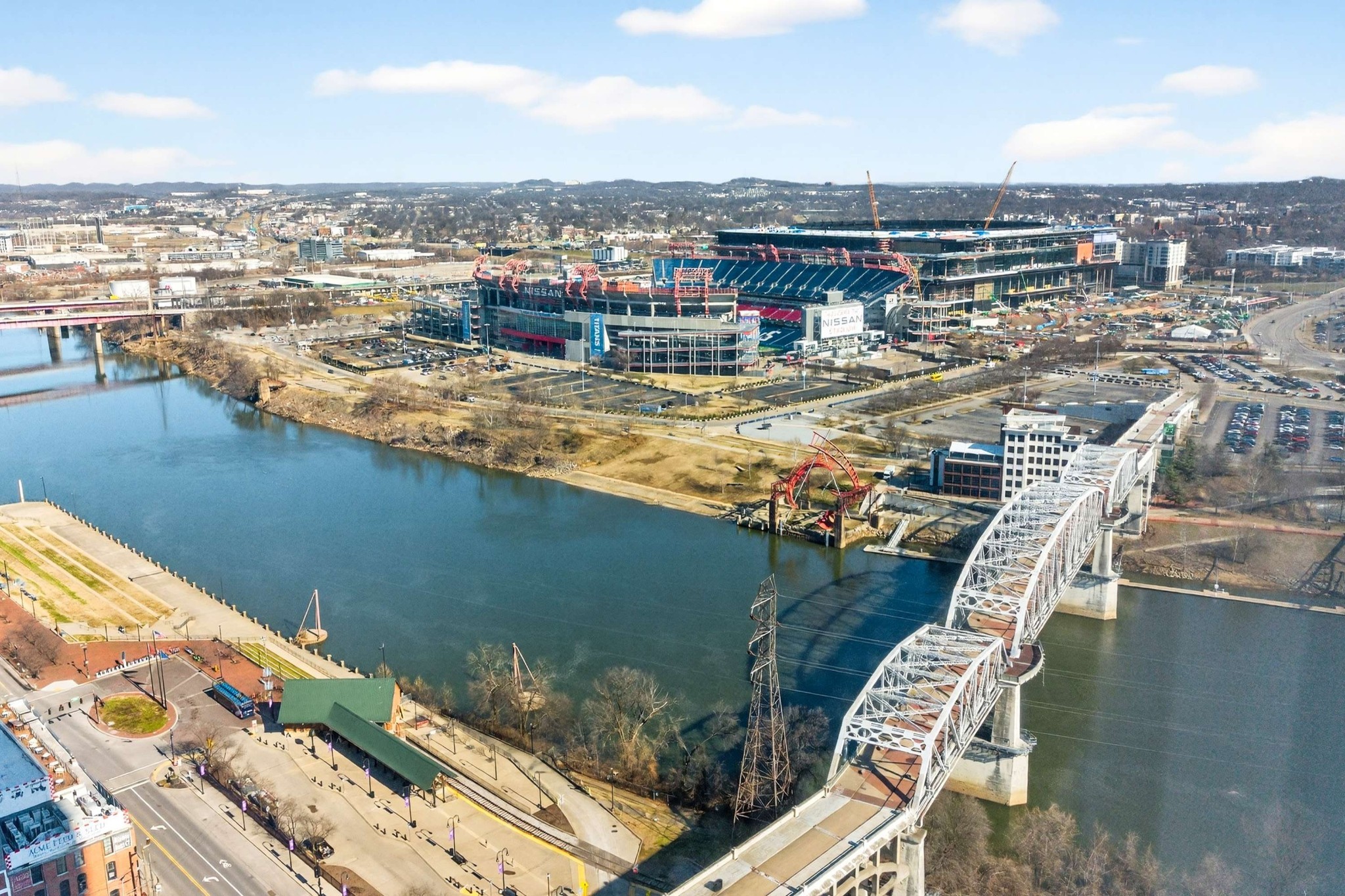 160 2nd Ave, S Unit: 2501