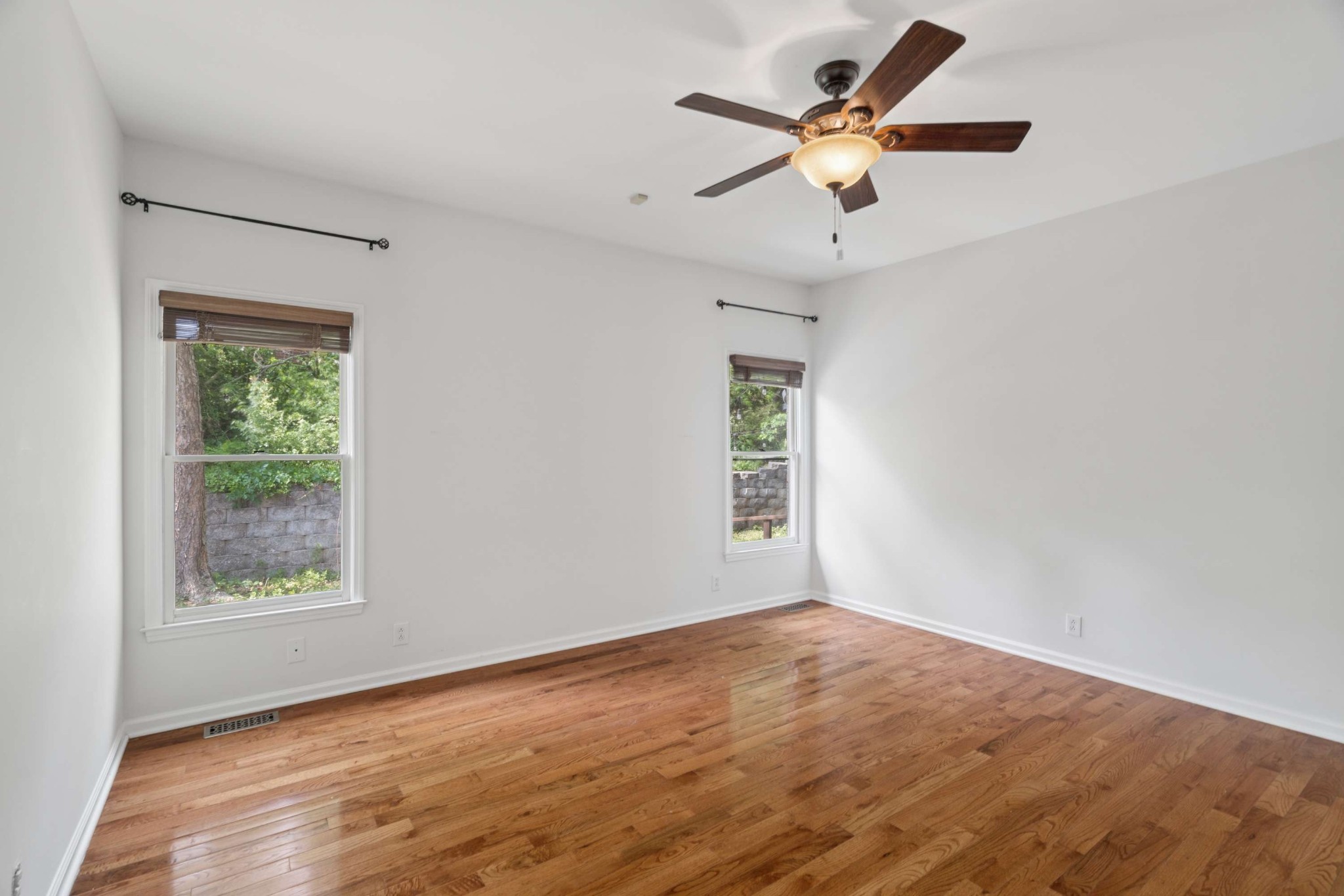 1400 Calloway Ct