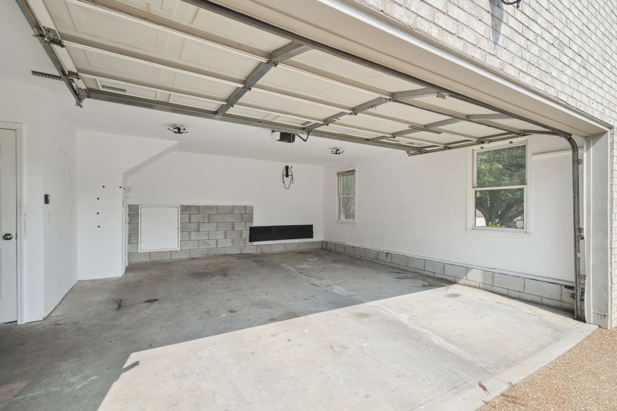 1400 Calloway Ct