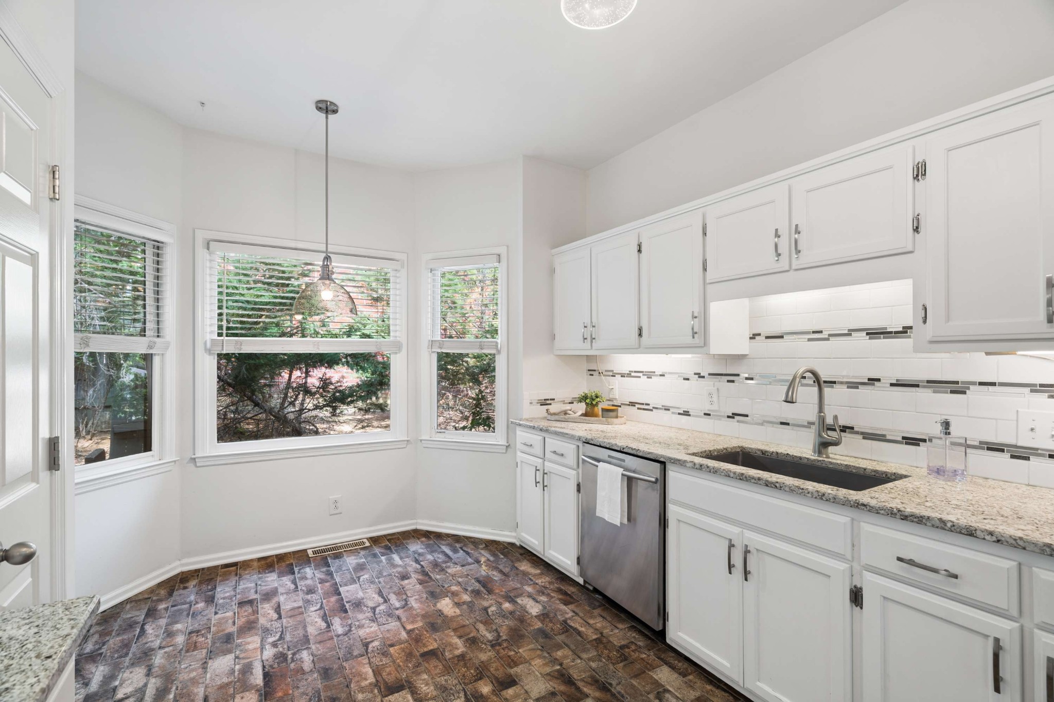 1400 Calloway Ct