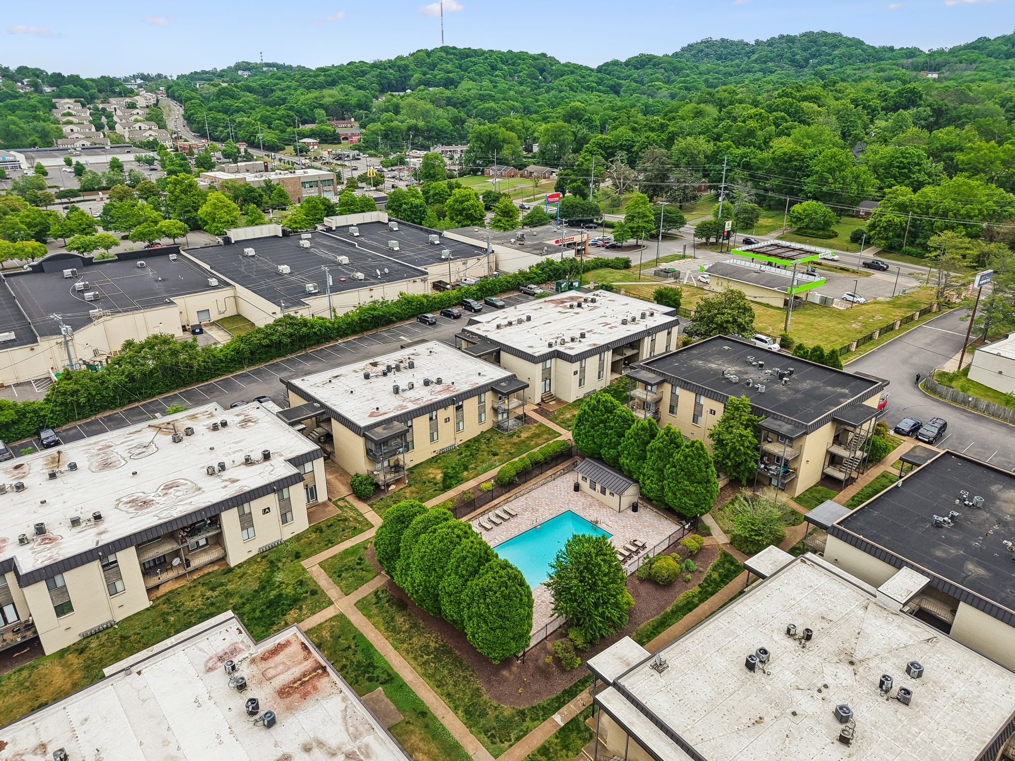 6680 Charlotte Pike Unit: C-8
