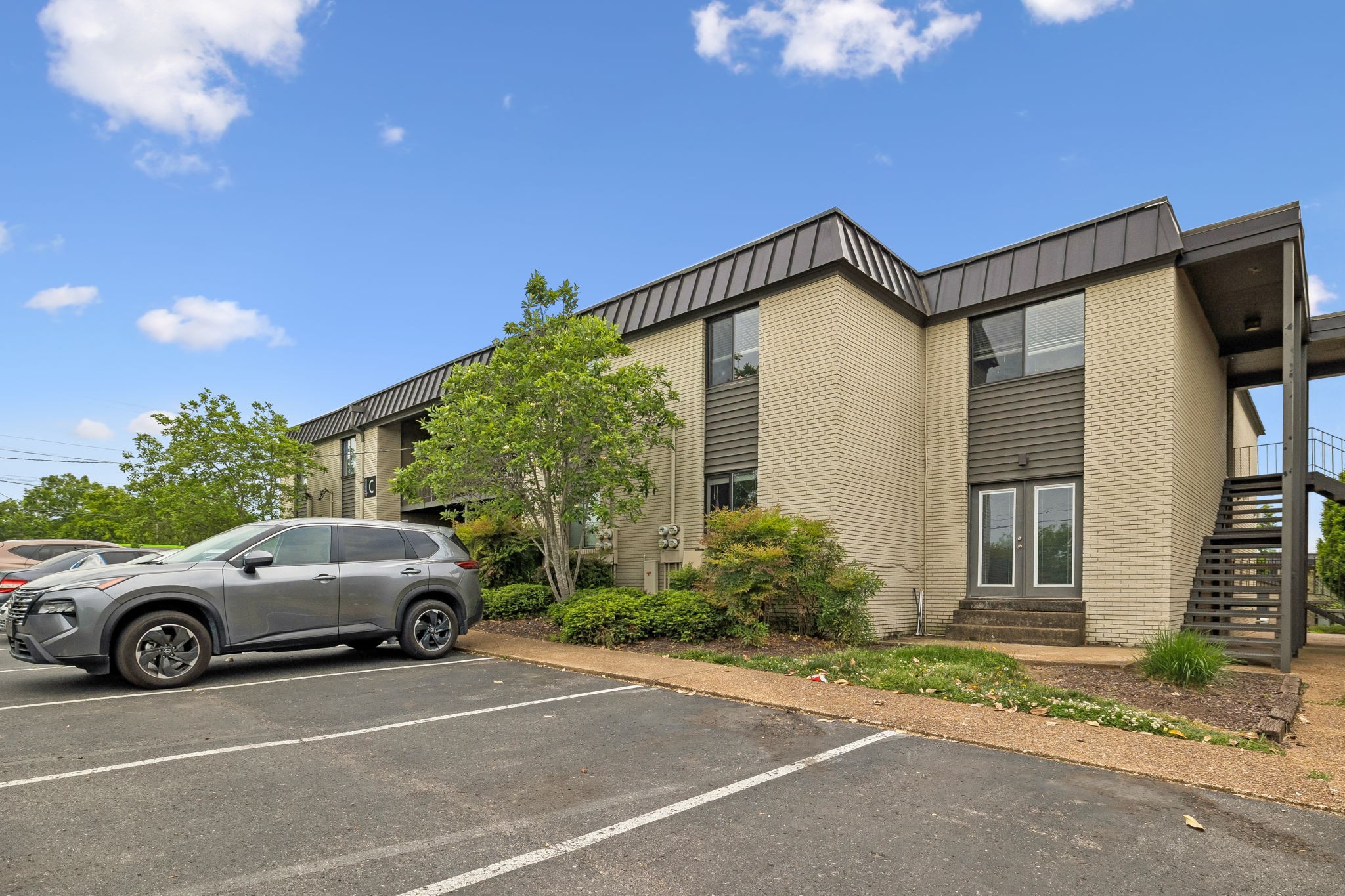 6680 Charlotte Pike Unit: C-8