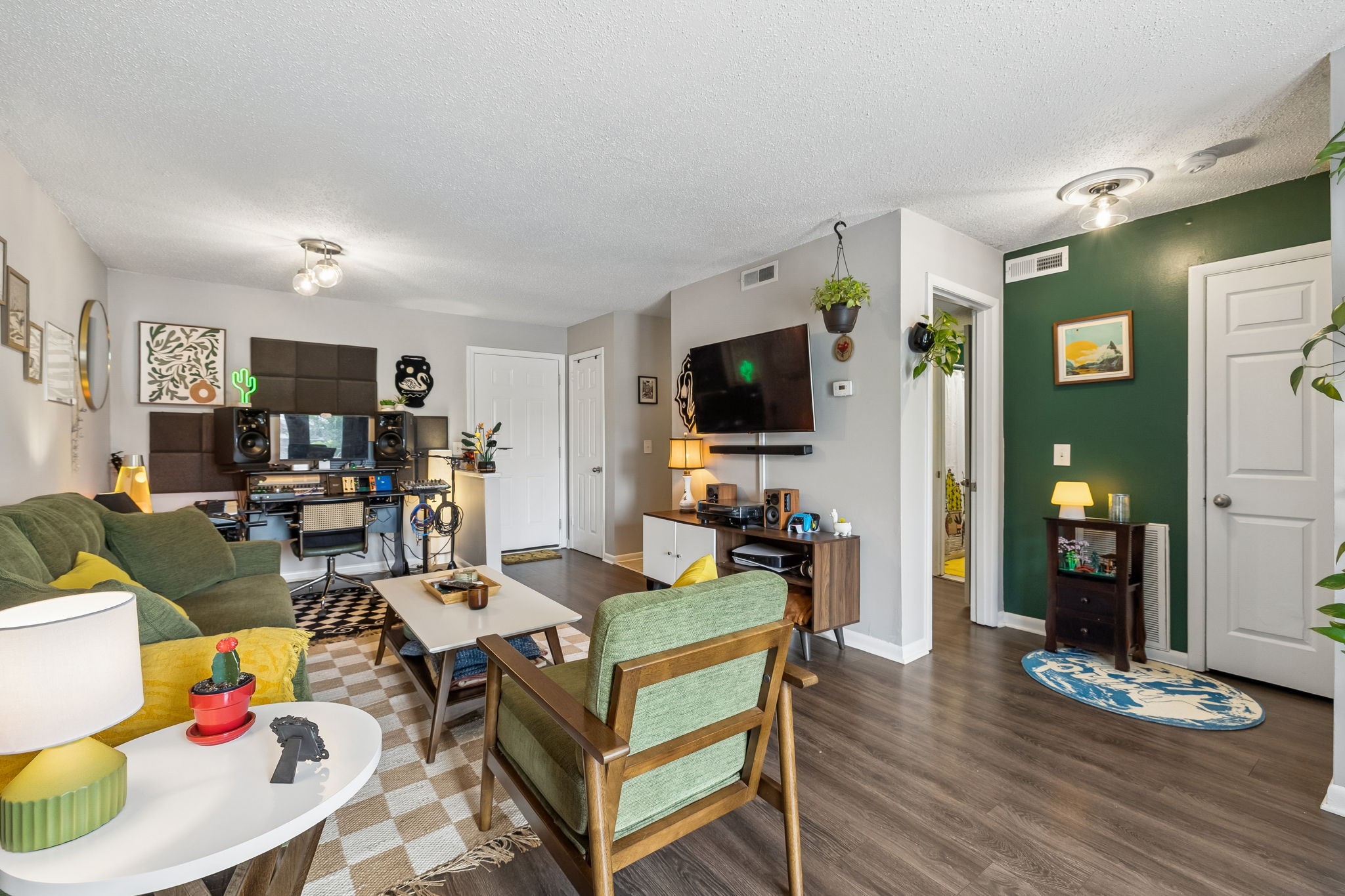 6680 Charlotte Pike Unit: C-8