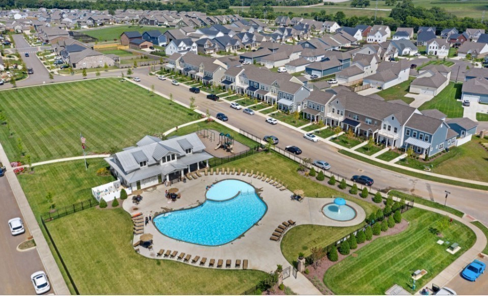204 Phillips Bend