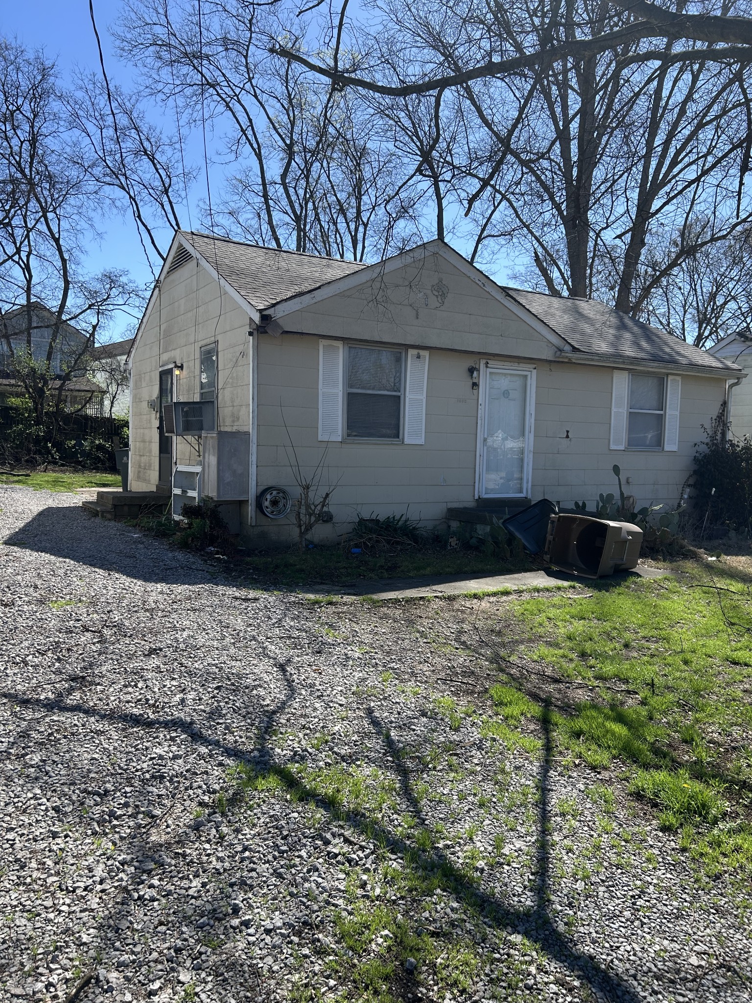 1002 Trice Dr