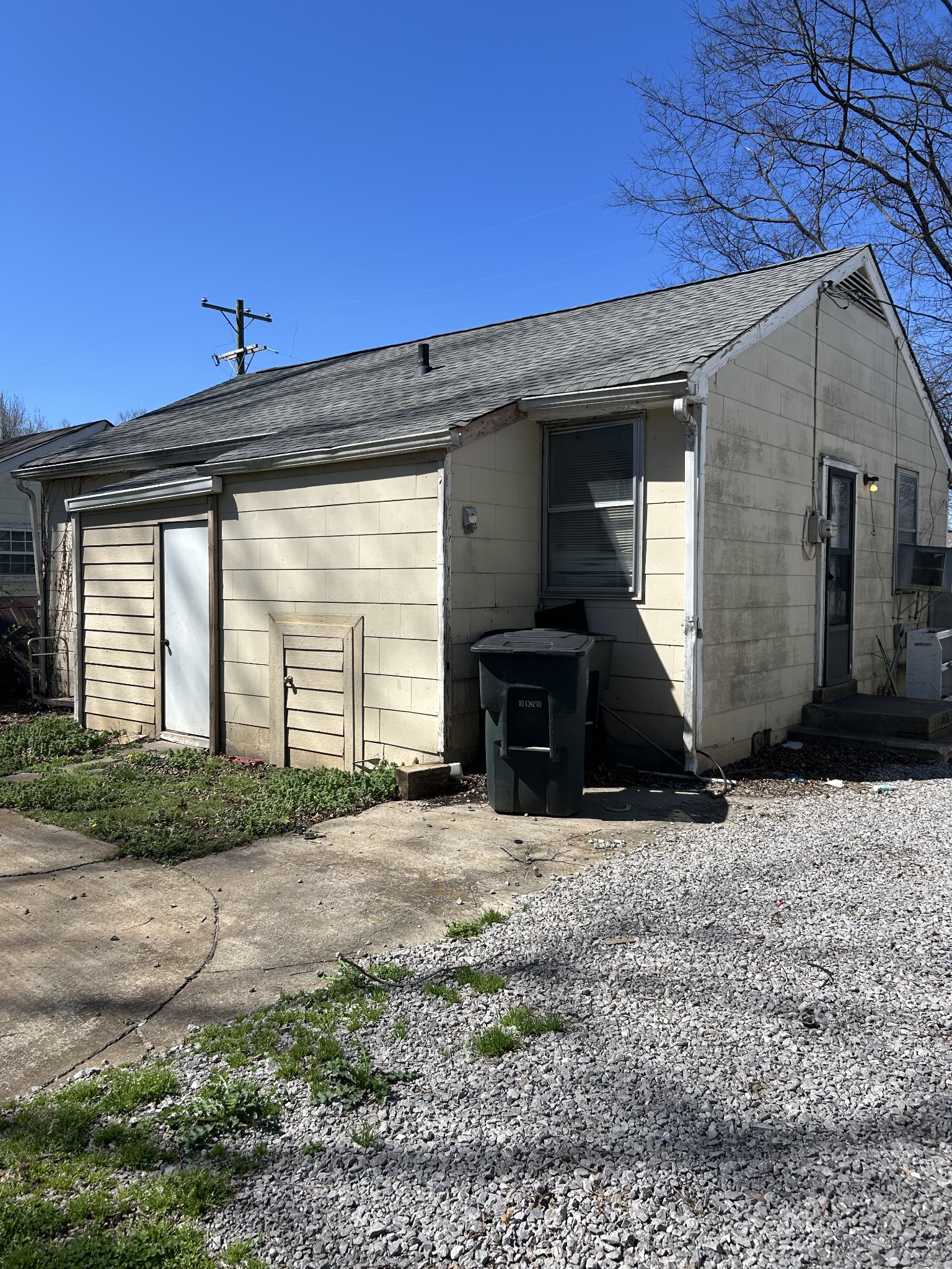 1002 Trice Dr