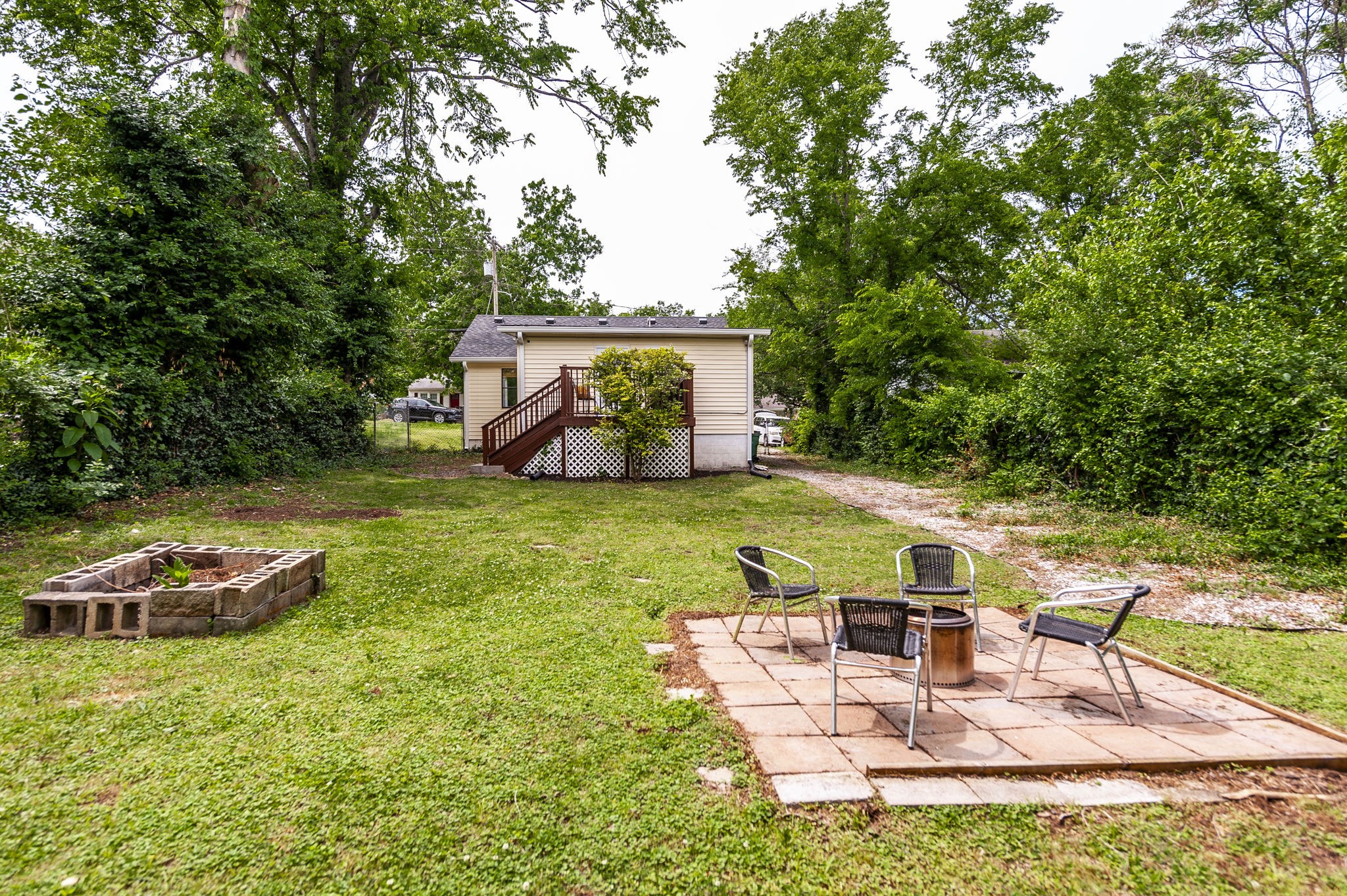 110 Sadler Ct