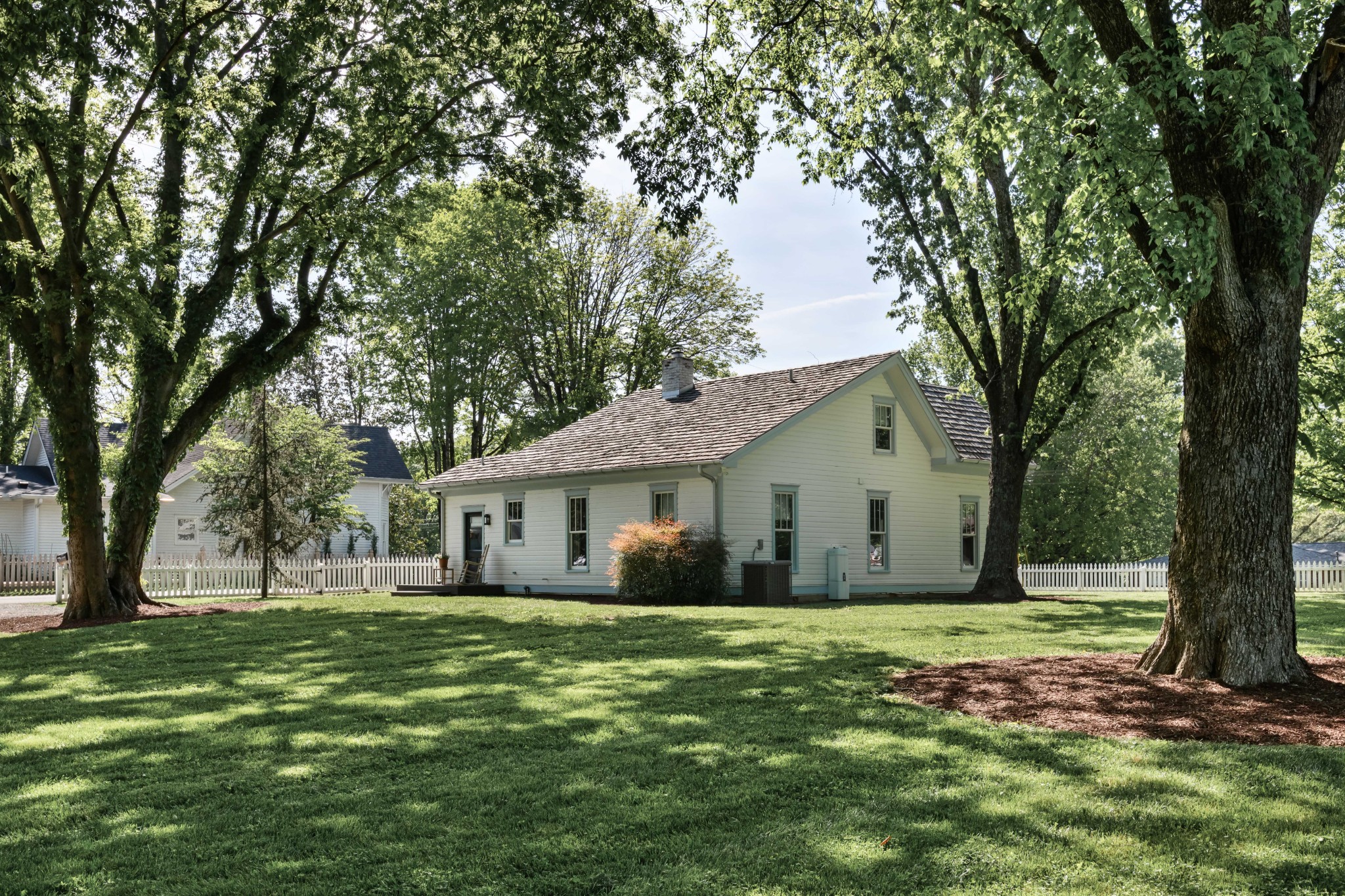4224 Old Hillsboro Rd
