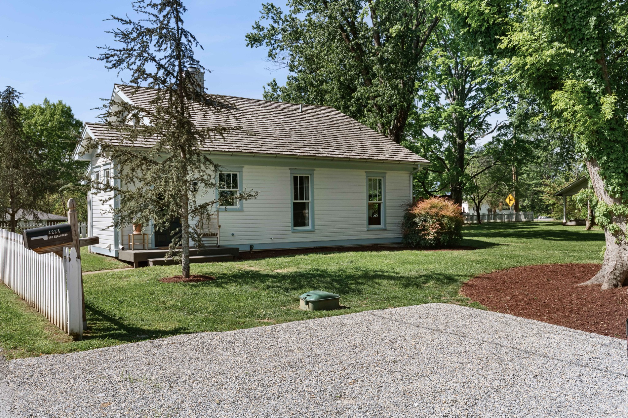 4224 Old Hillsboro Rd