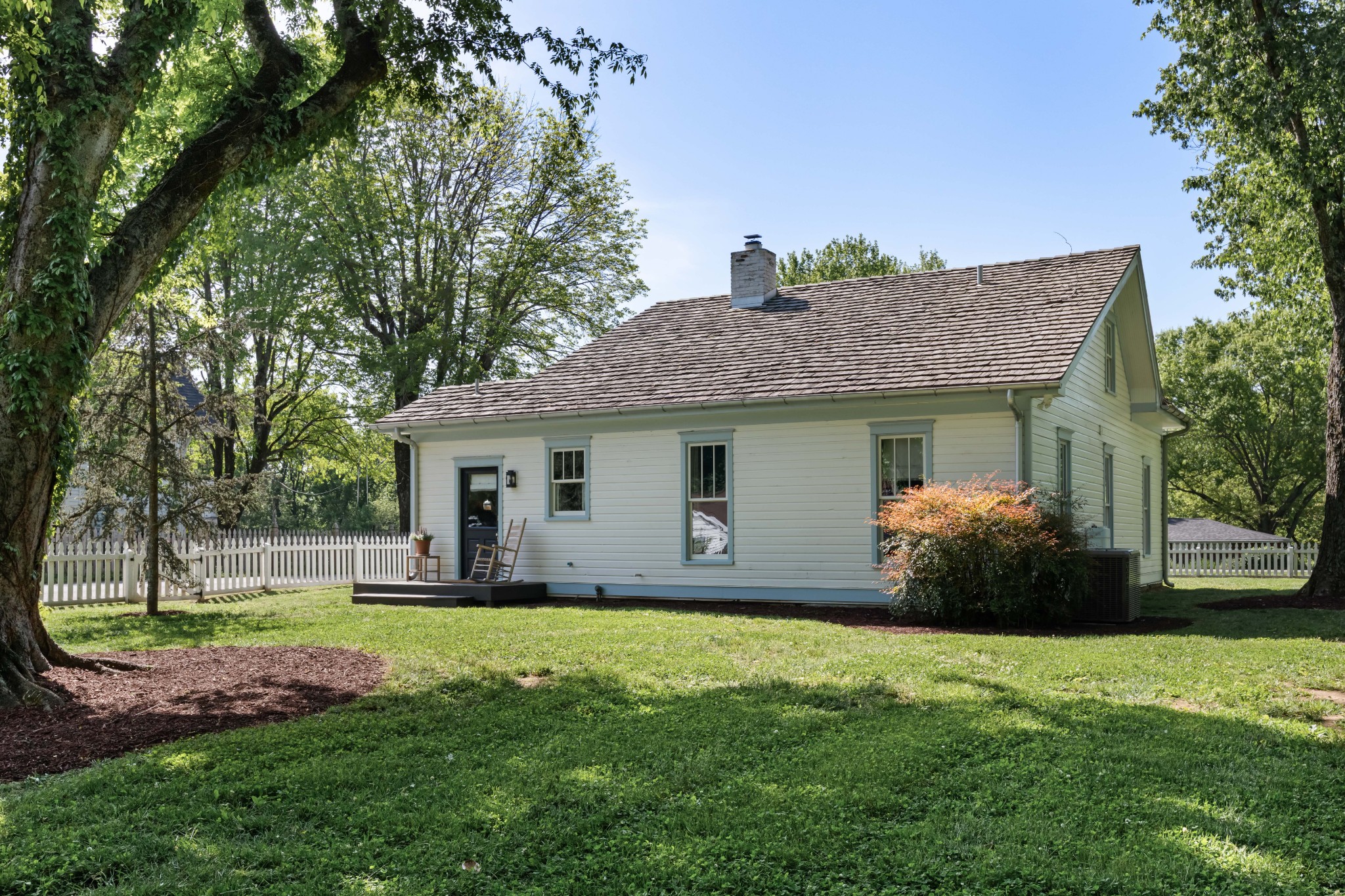 4224 Old Hillsboro Rd