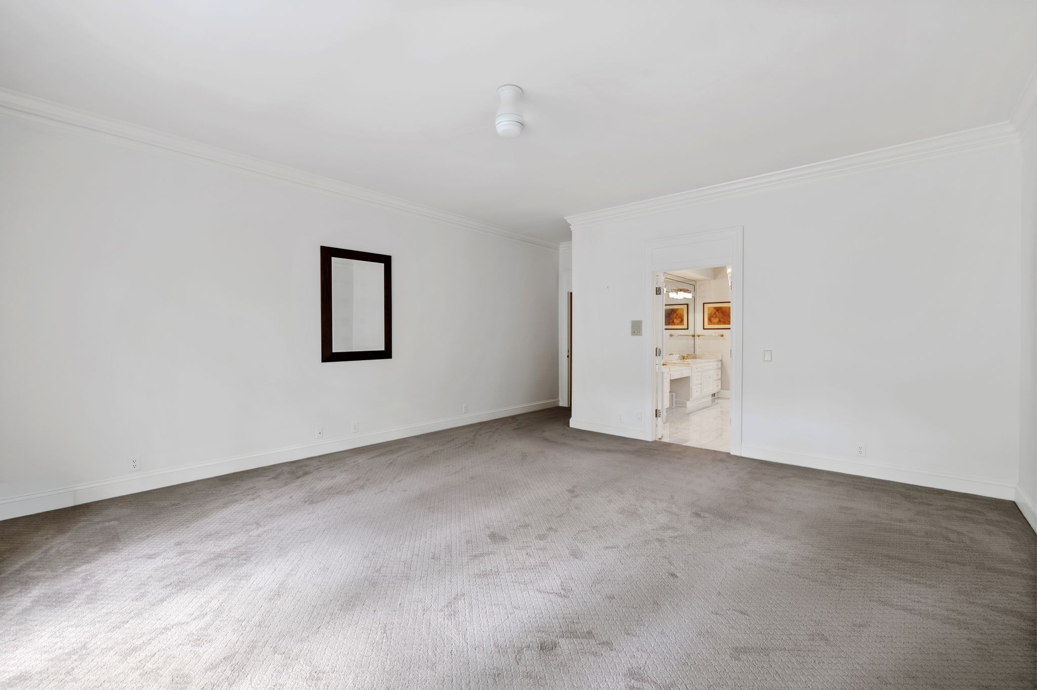 5 Castlewood Court