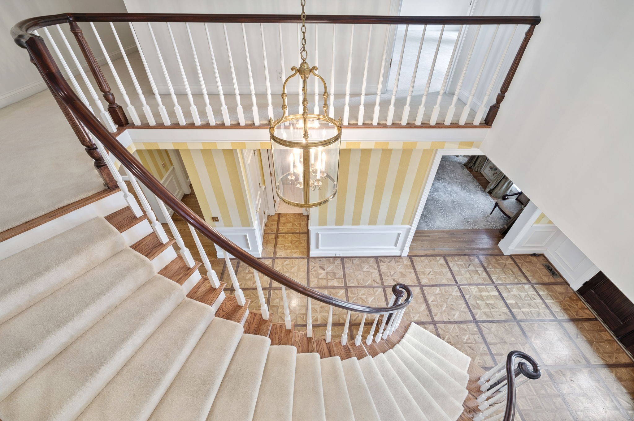 5 Castlewood Court
