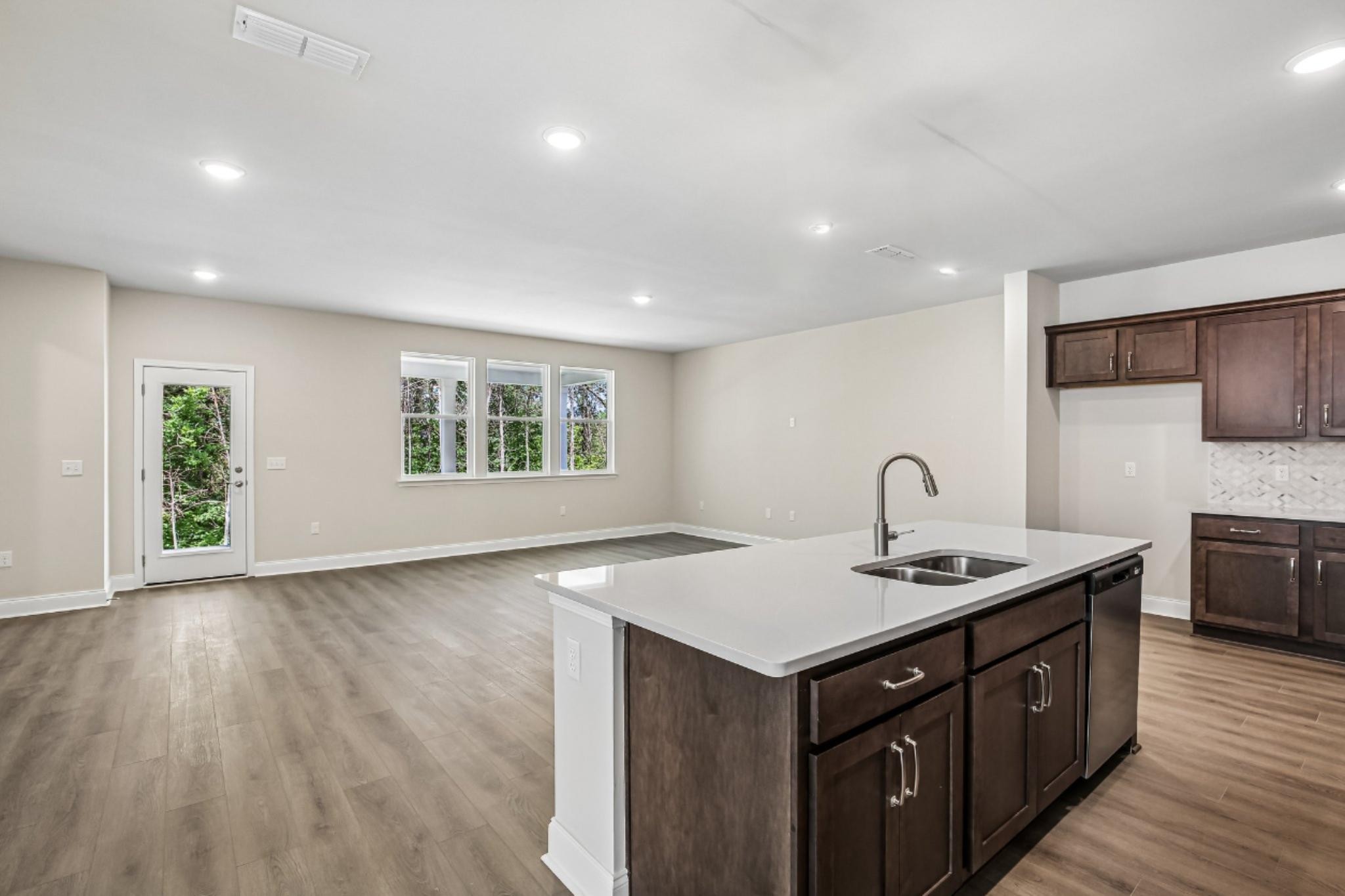 2812 Bison Ct