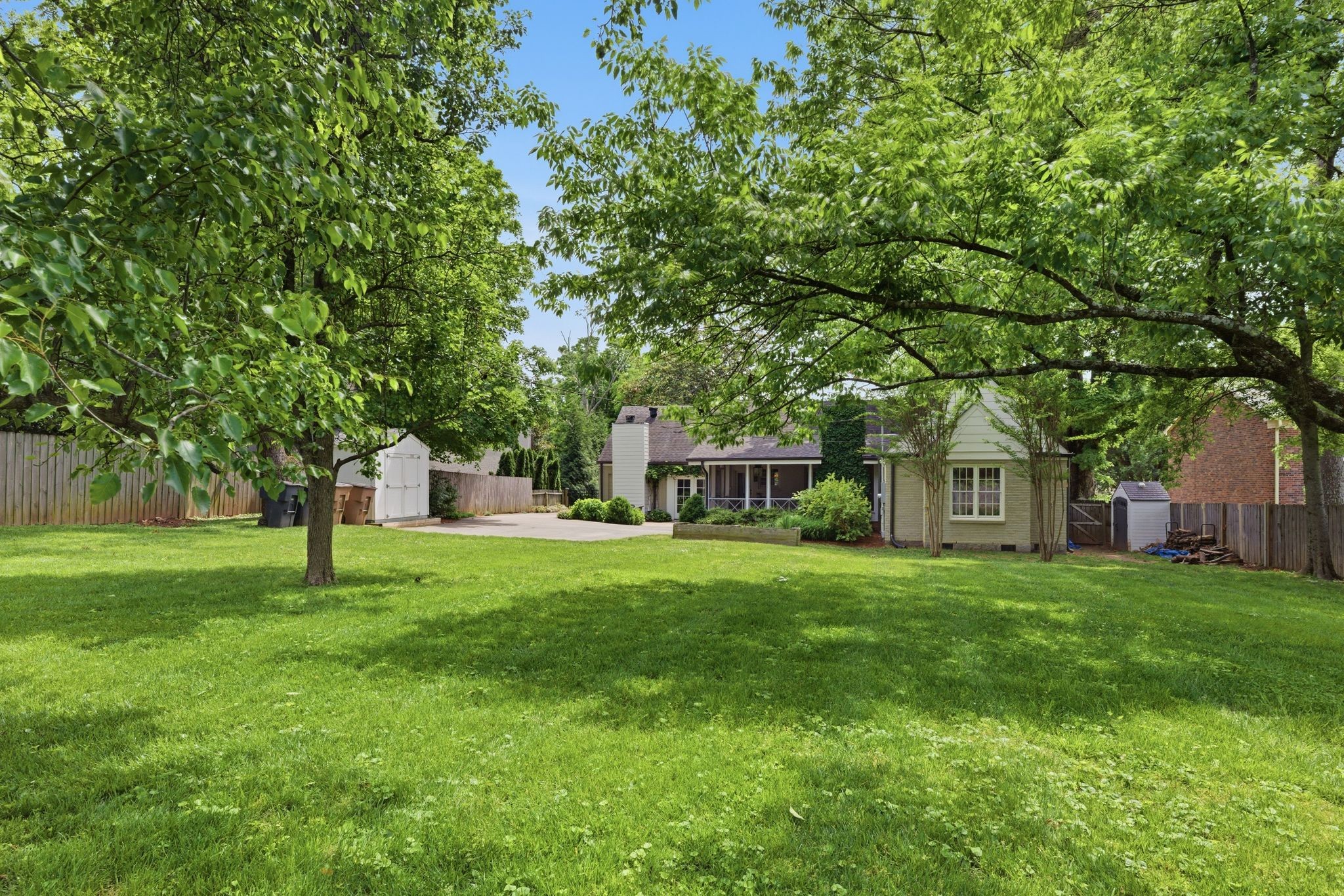 104 Brookfield Ave