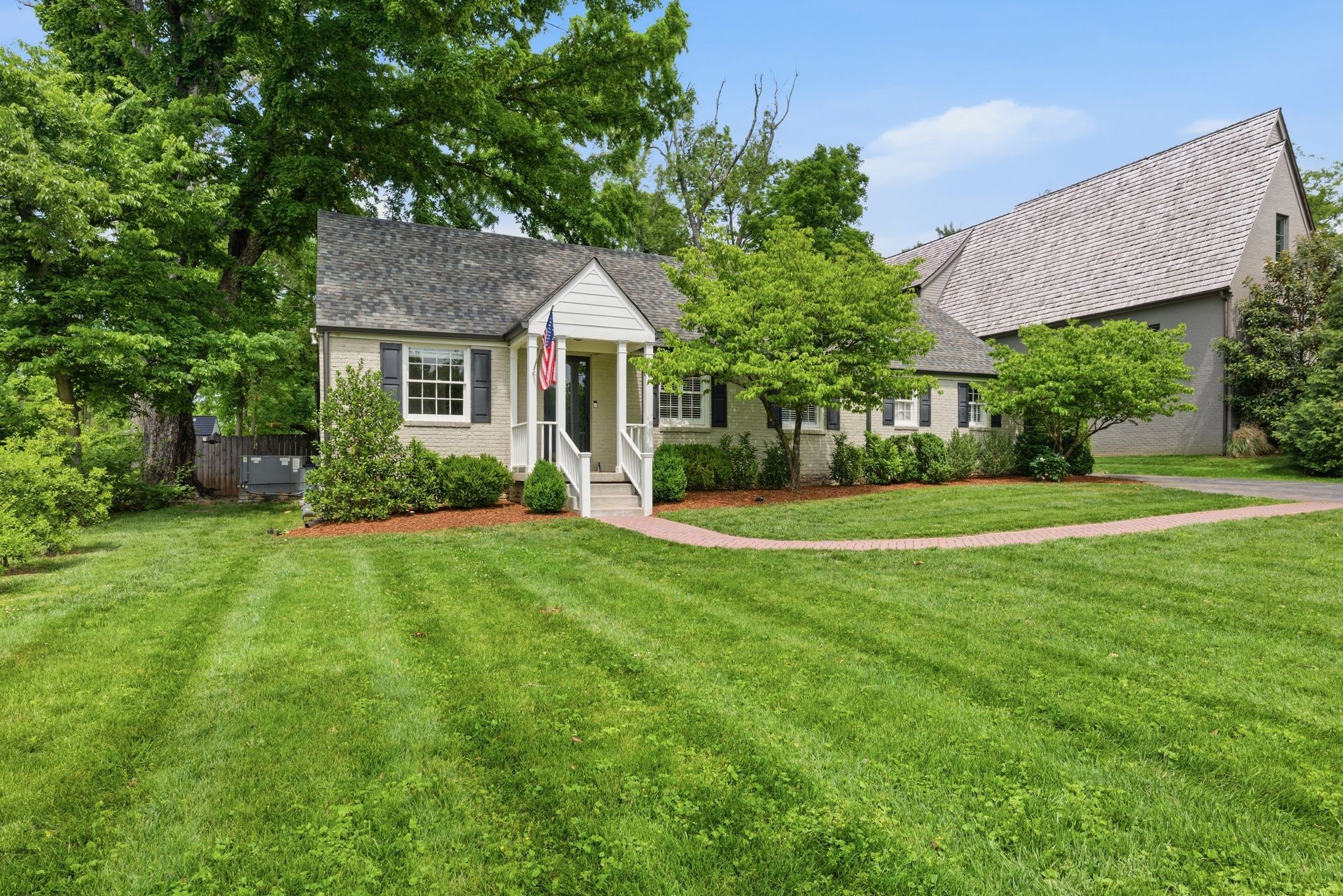 104 Brookfield Ave