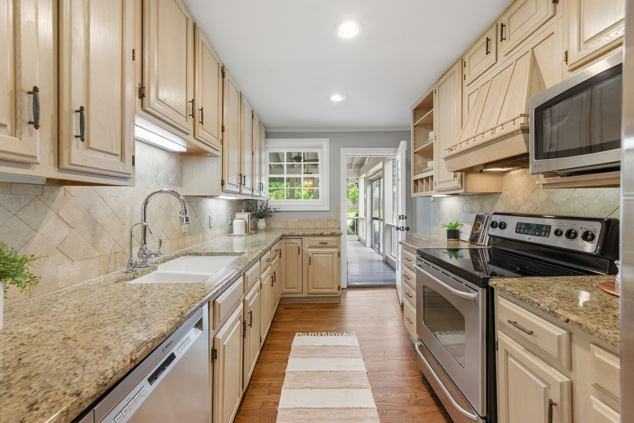 104 Brookfield Ave