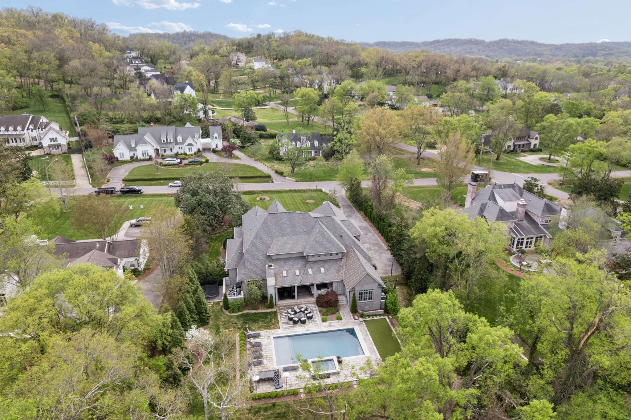 3910 Wayland Drive