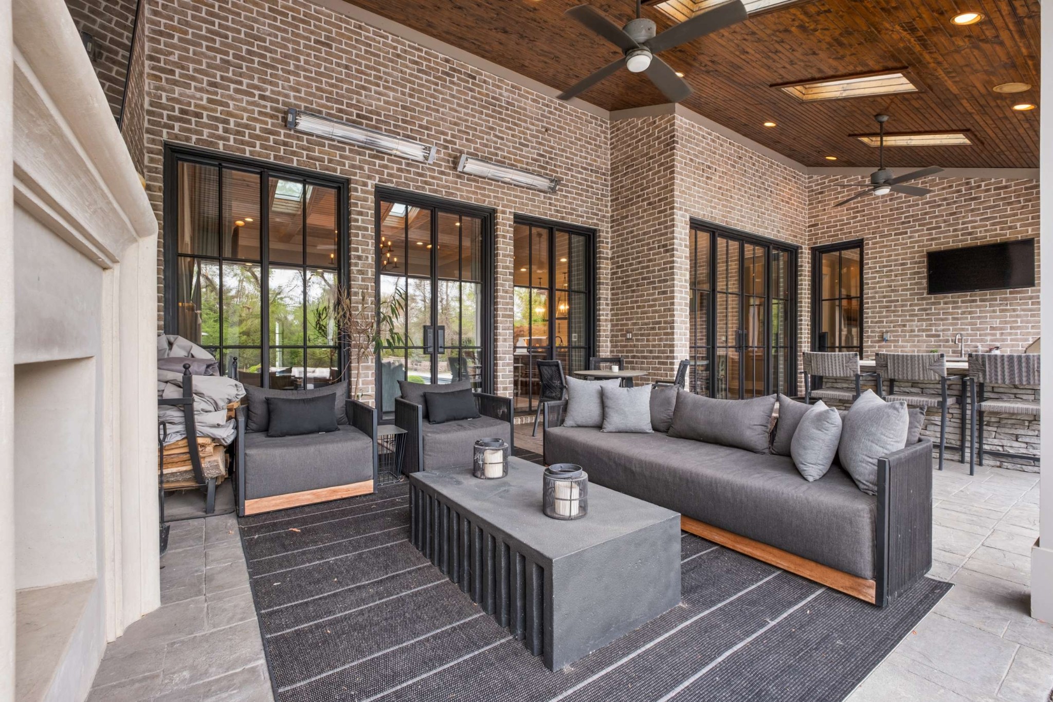 3910 Wayland Drive
