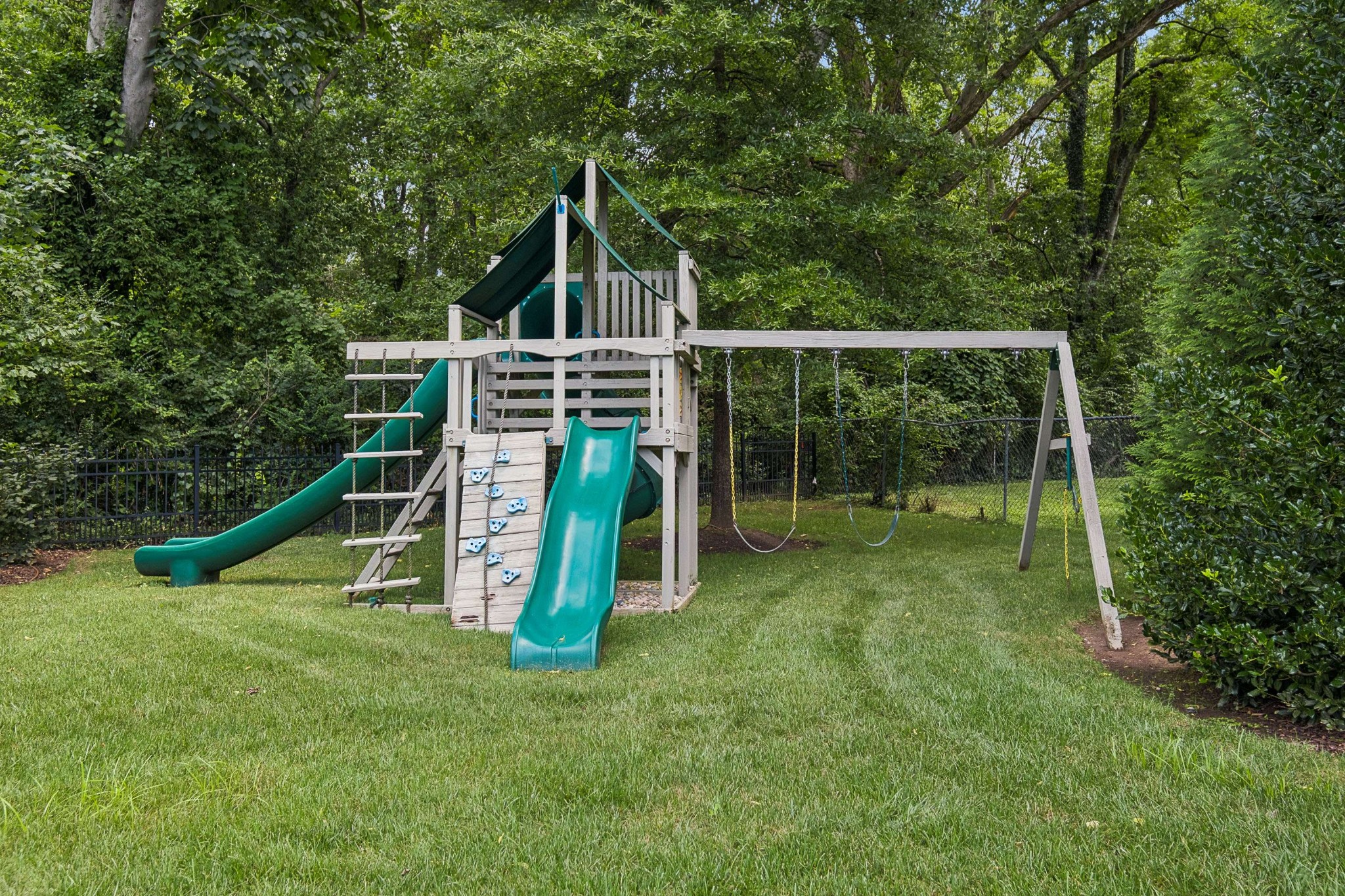 3910 Wayland Drive