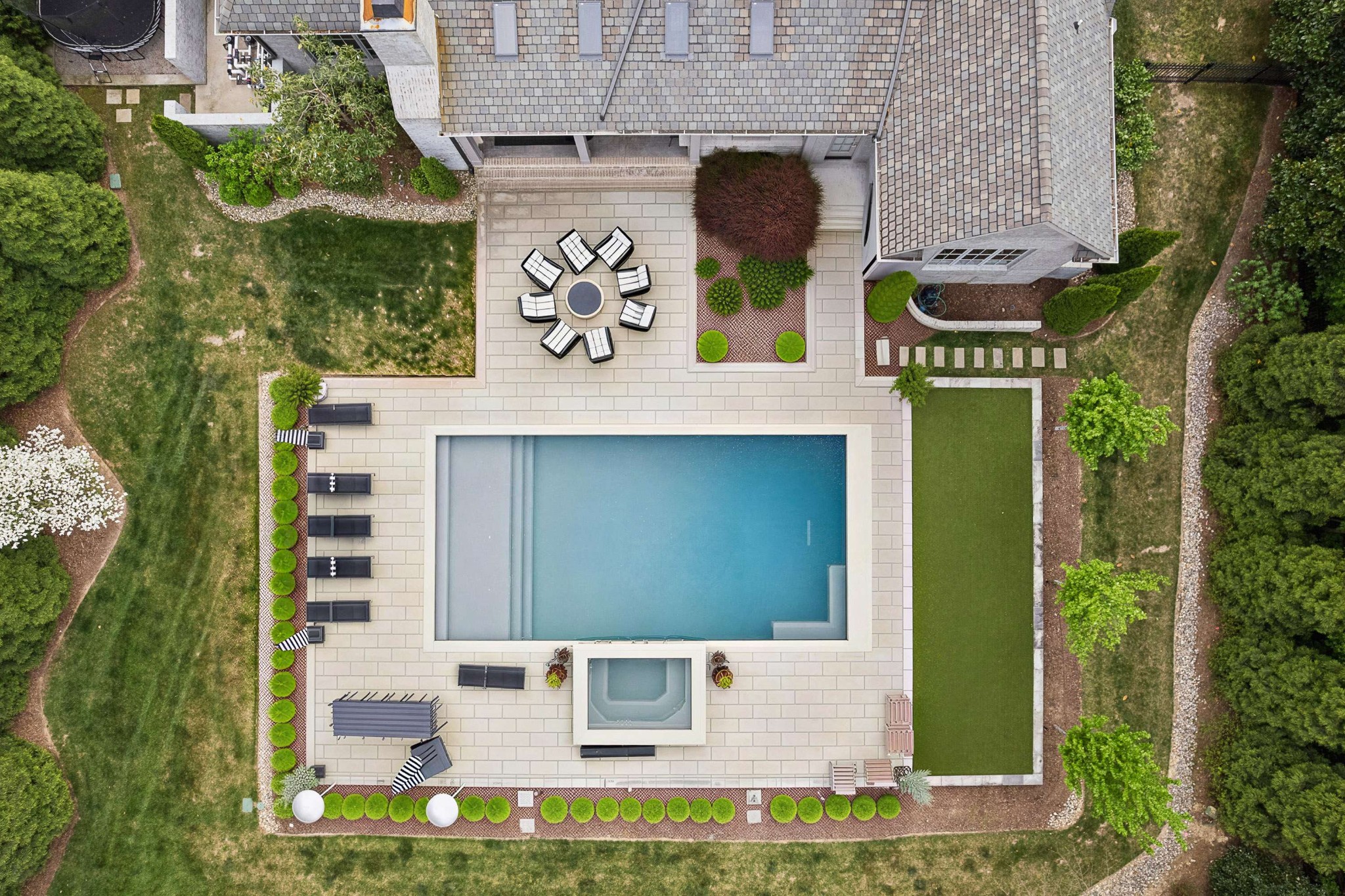 3910 Wayland Drive